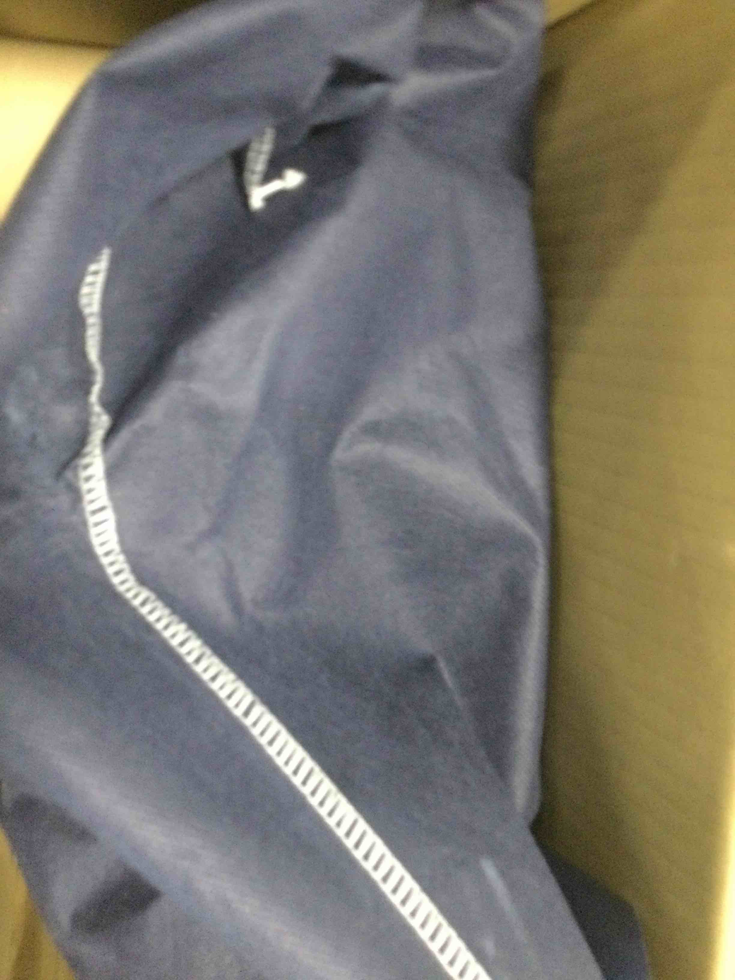 https://s3.amazonaws.com/lotting-images-prod/bidfta/GRA0342811_1730901611943.jpeg