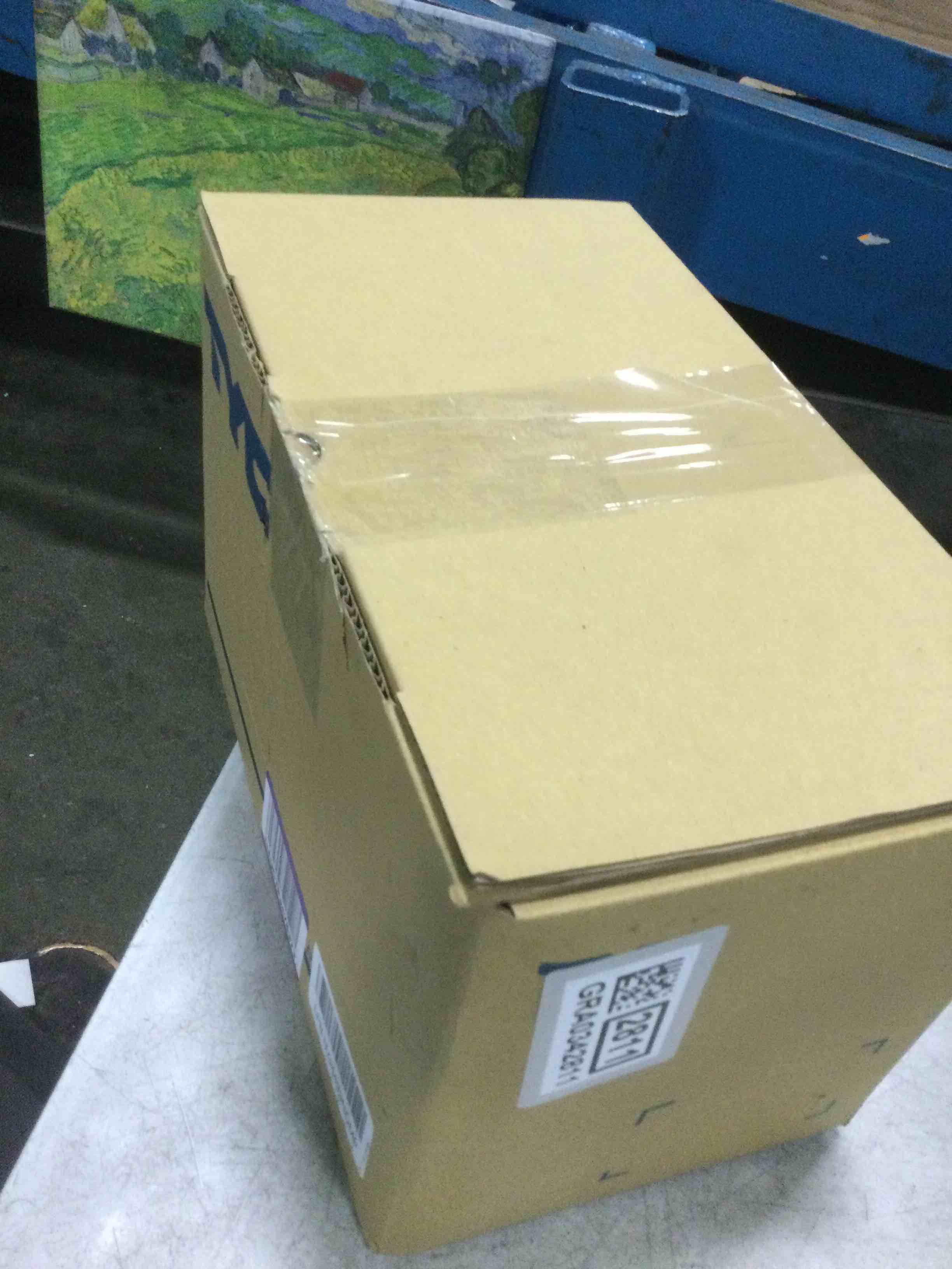 https://s3.amazonaws.com/lotting-images-prod/bidfta/GRA0342811_1730901638707.jpeg