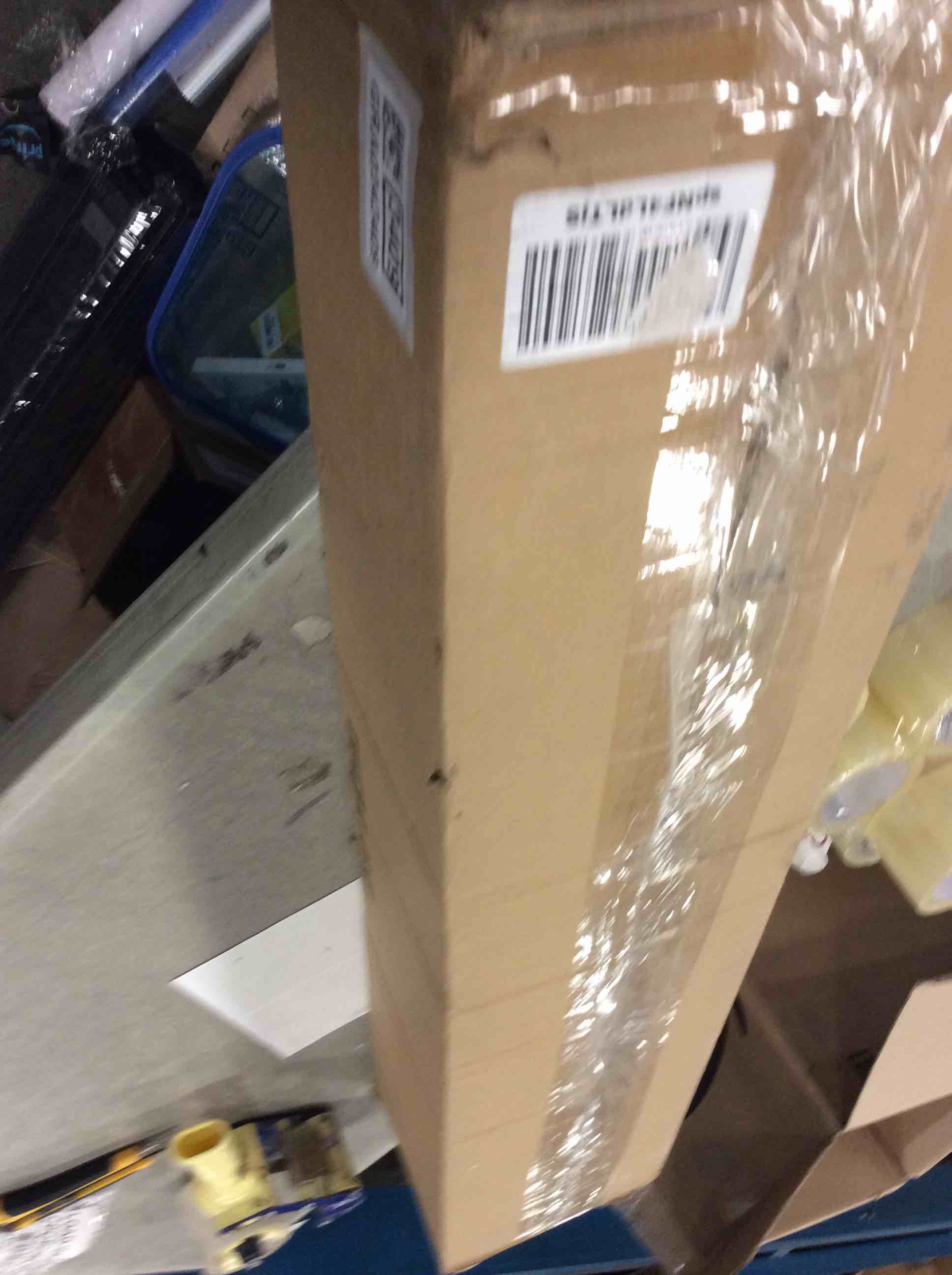 https://s3.amazonaws.com/lotting-images-prod/bidfta/GRA0343409_1730723756017.jpeg