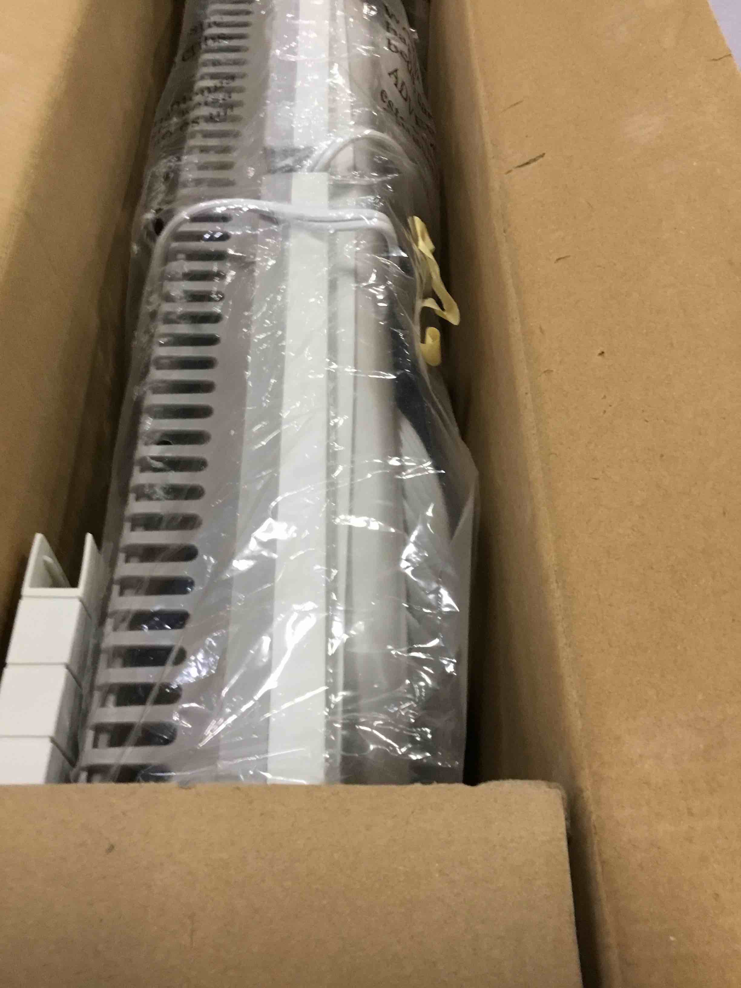 https://s3.amazonaws.com/lotting-images-prod/bidfta/GRA0343647_1730473116010.jpeg