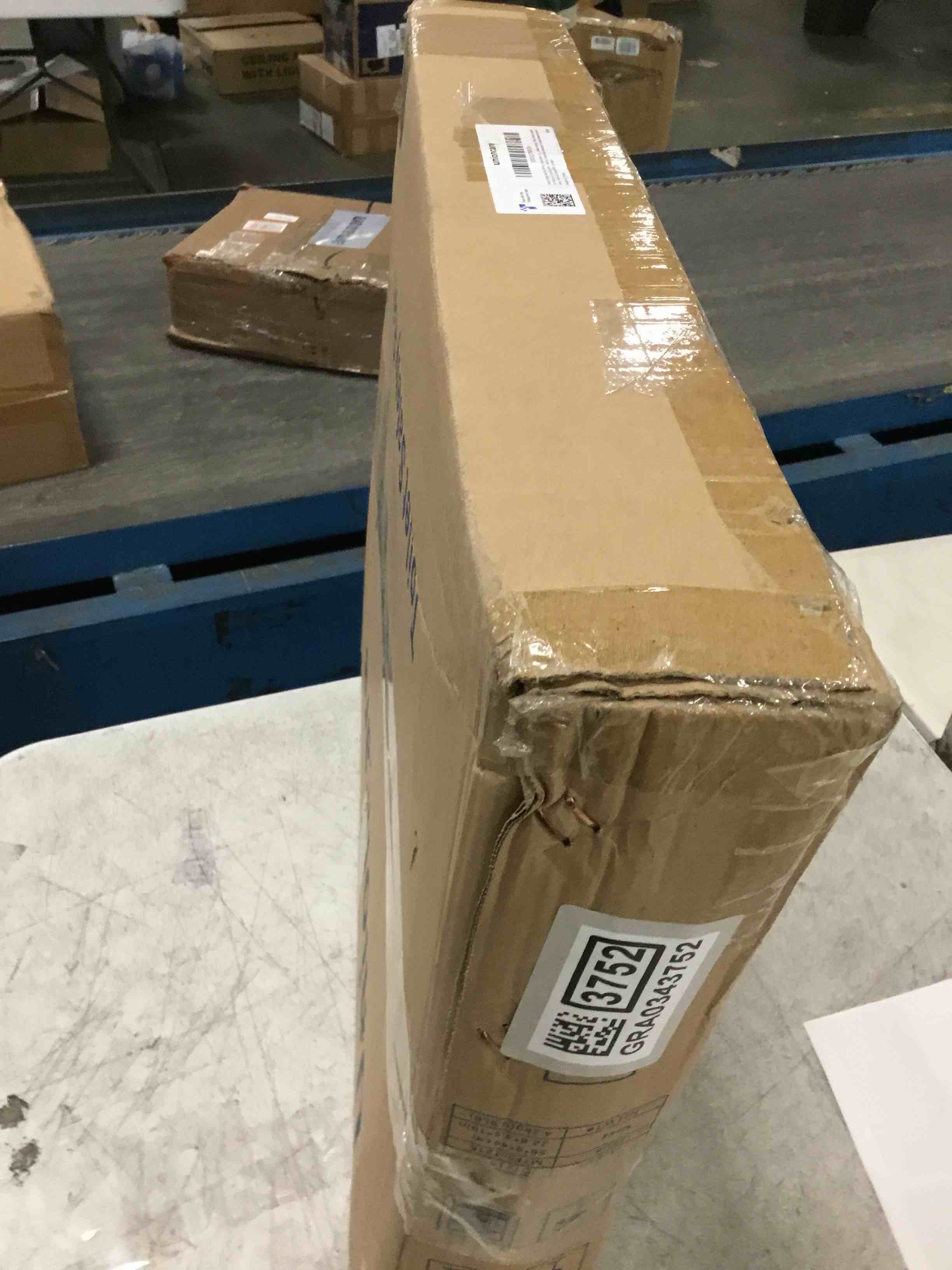 https://s3.amazonaws.com/lotting-images-prod/bidfta/GRA0343752_1730460383930.jpeg