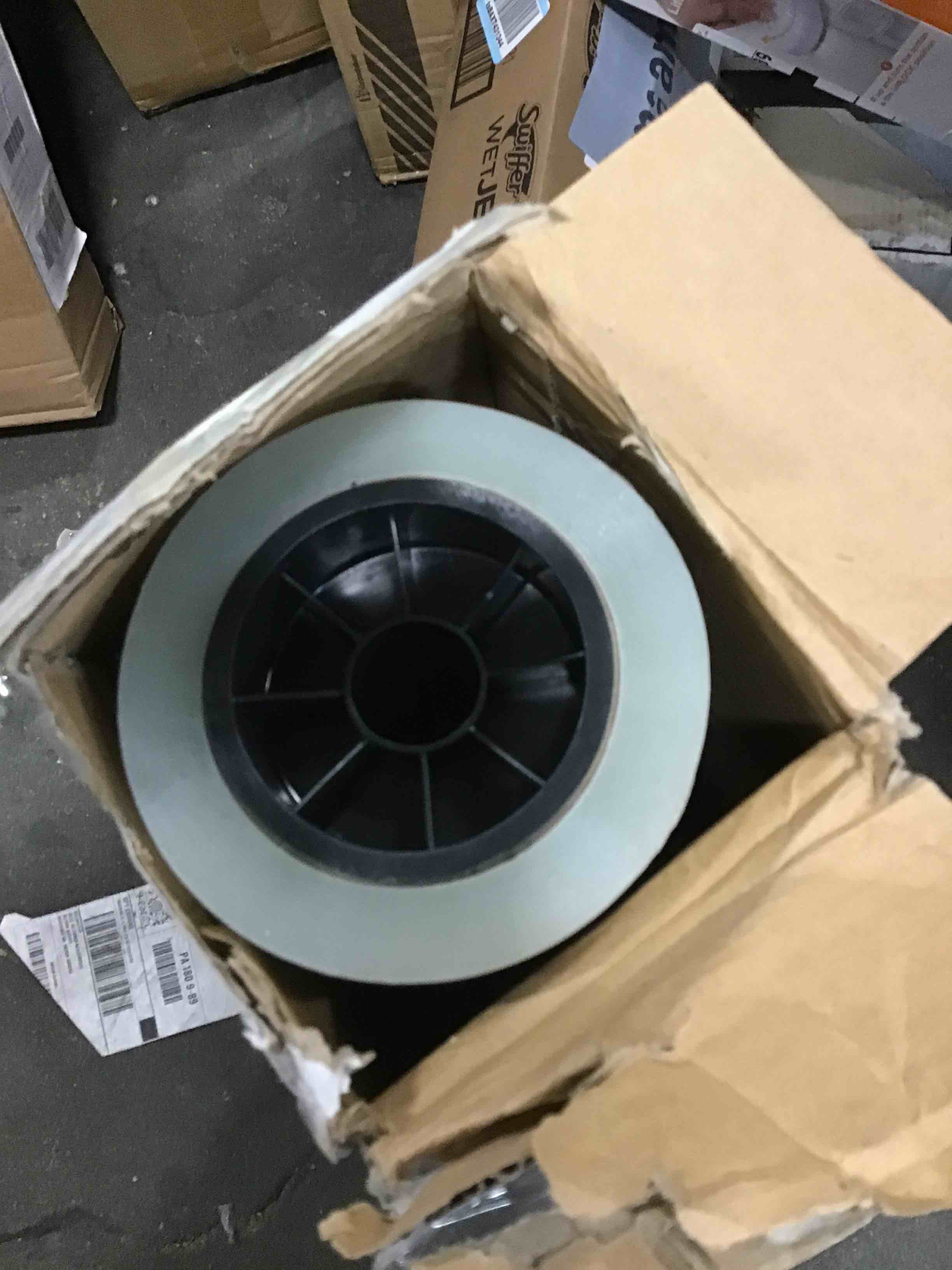 https://s3.amazonaws.com/lotting-images-prod/bidfta/GRA0344399_1730376859619.jpeg