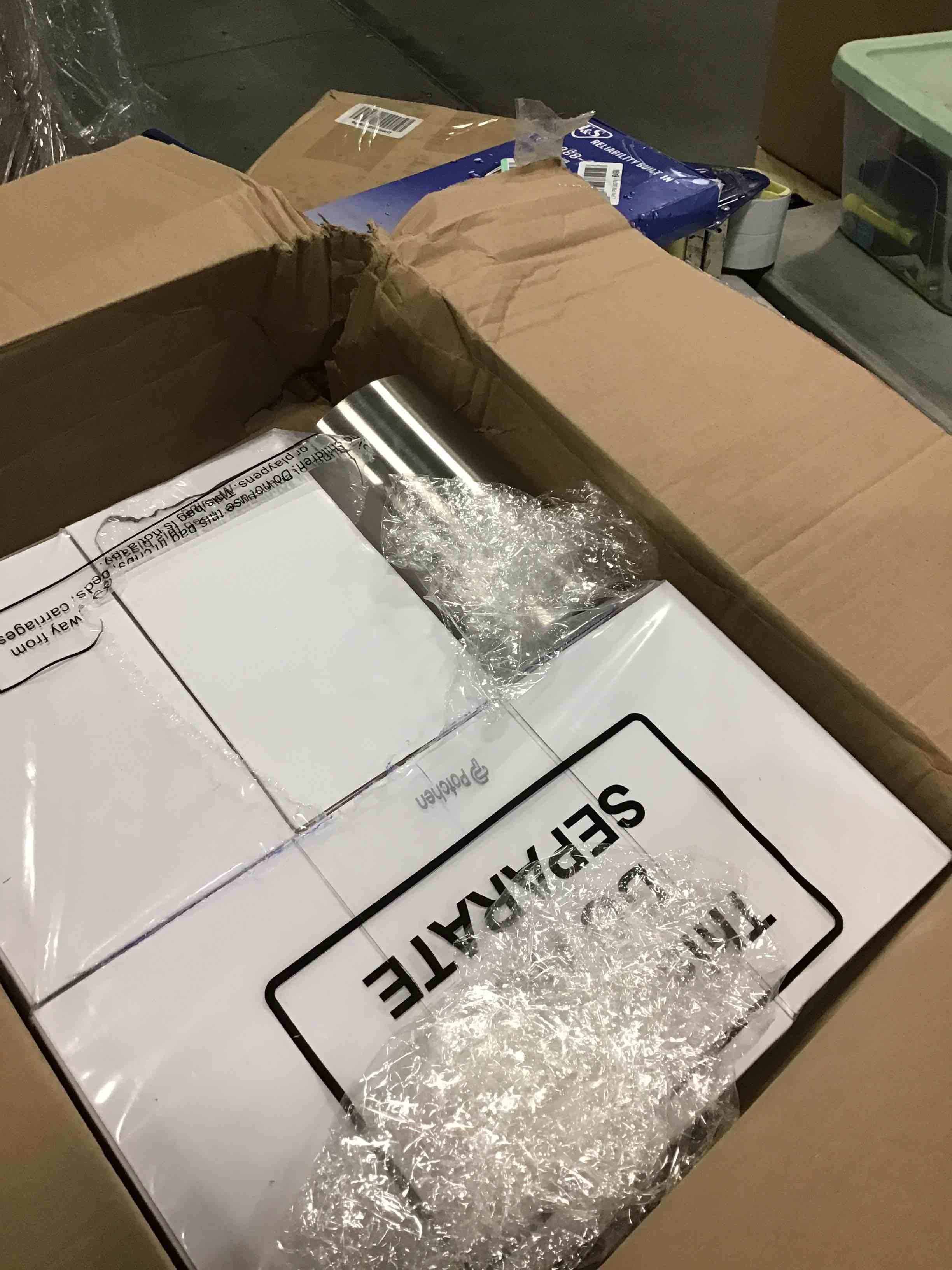 https://s3.amazonaws.com/lotting-images-prod/bidfta/GRA0344404_1730376436260.jpeg