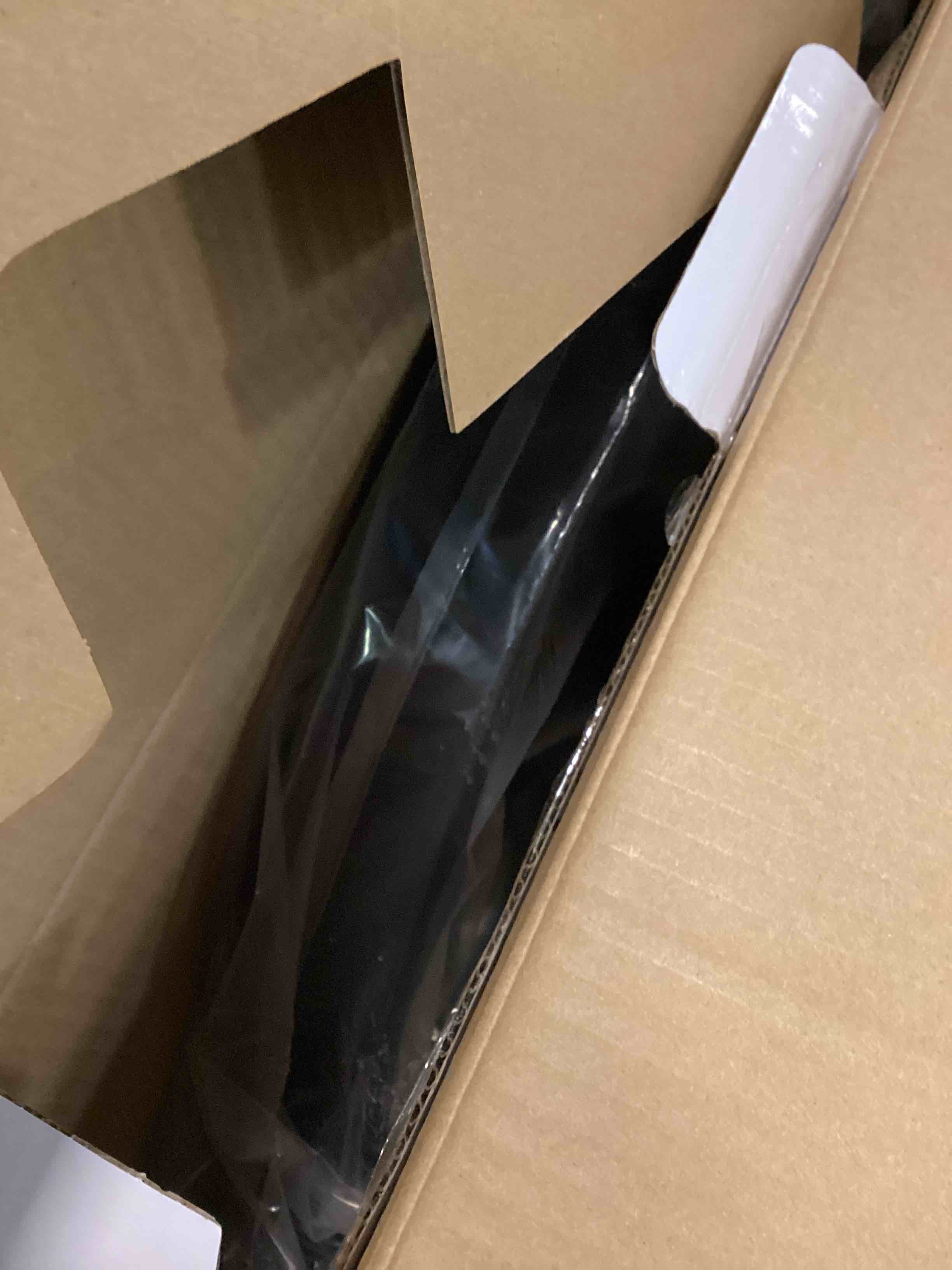 https://s3.amazonaws.com/lotting-images-prod/bidfta/GRA0344500_1730304656271.jpeg