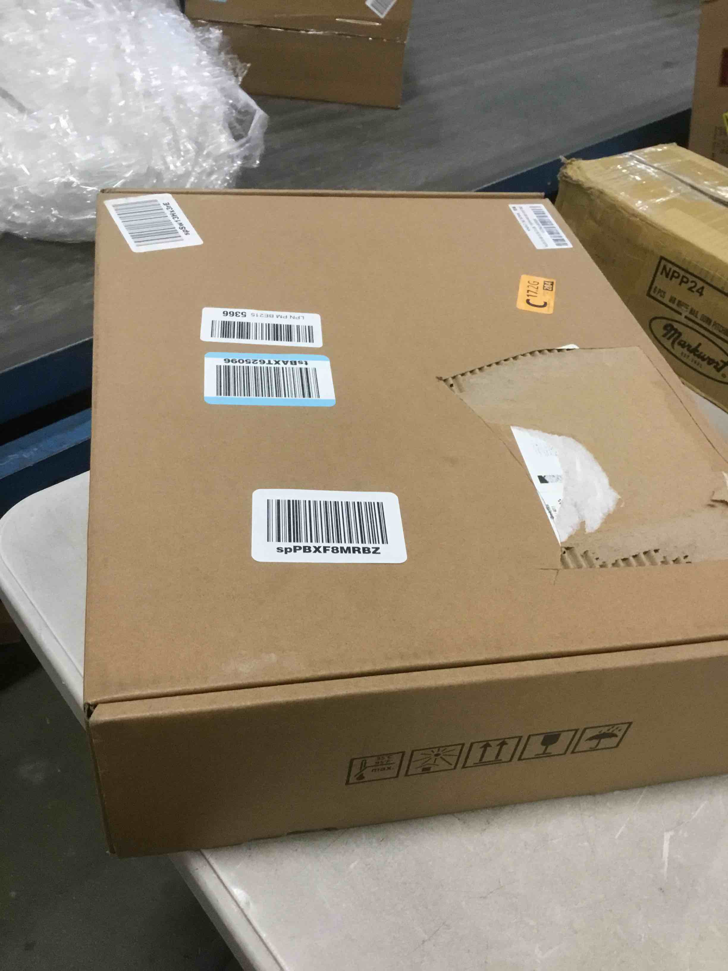 https://s3.amazonaws.com/lotting-images-prod/bidfta/GRA0345323_1729744110808.jpeg