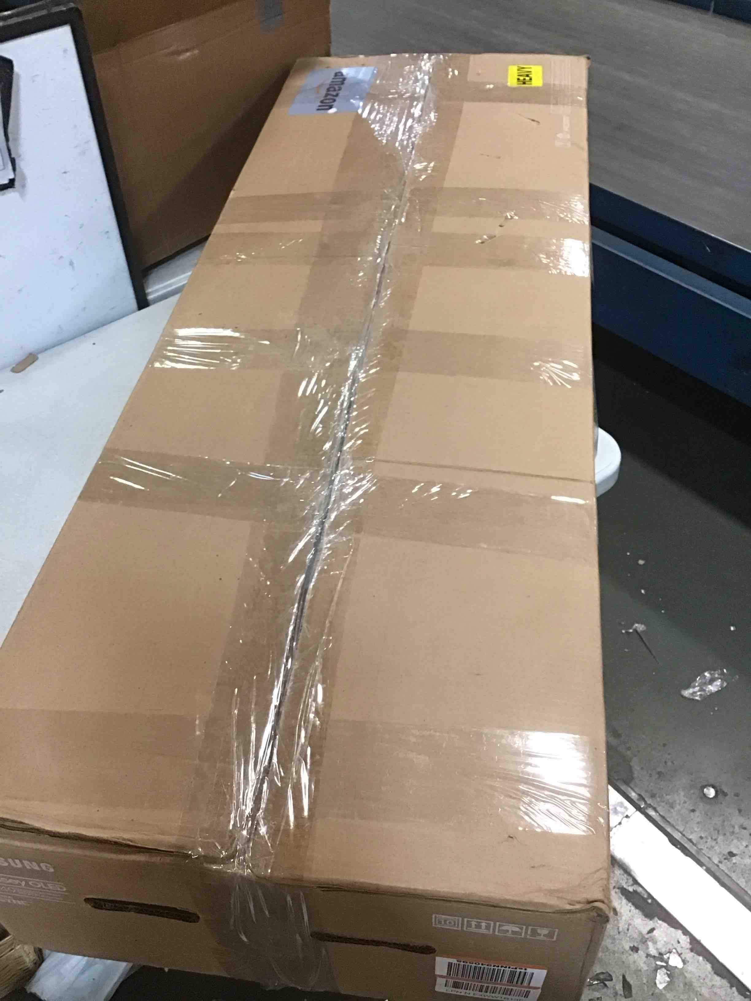 https://s3.amazonaws.com/lotting-images-prod/bidfta/GRA0348969_1731641345561.jpeg
