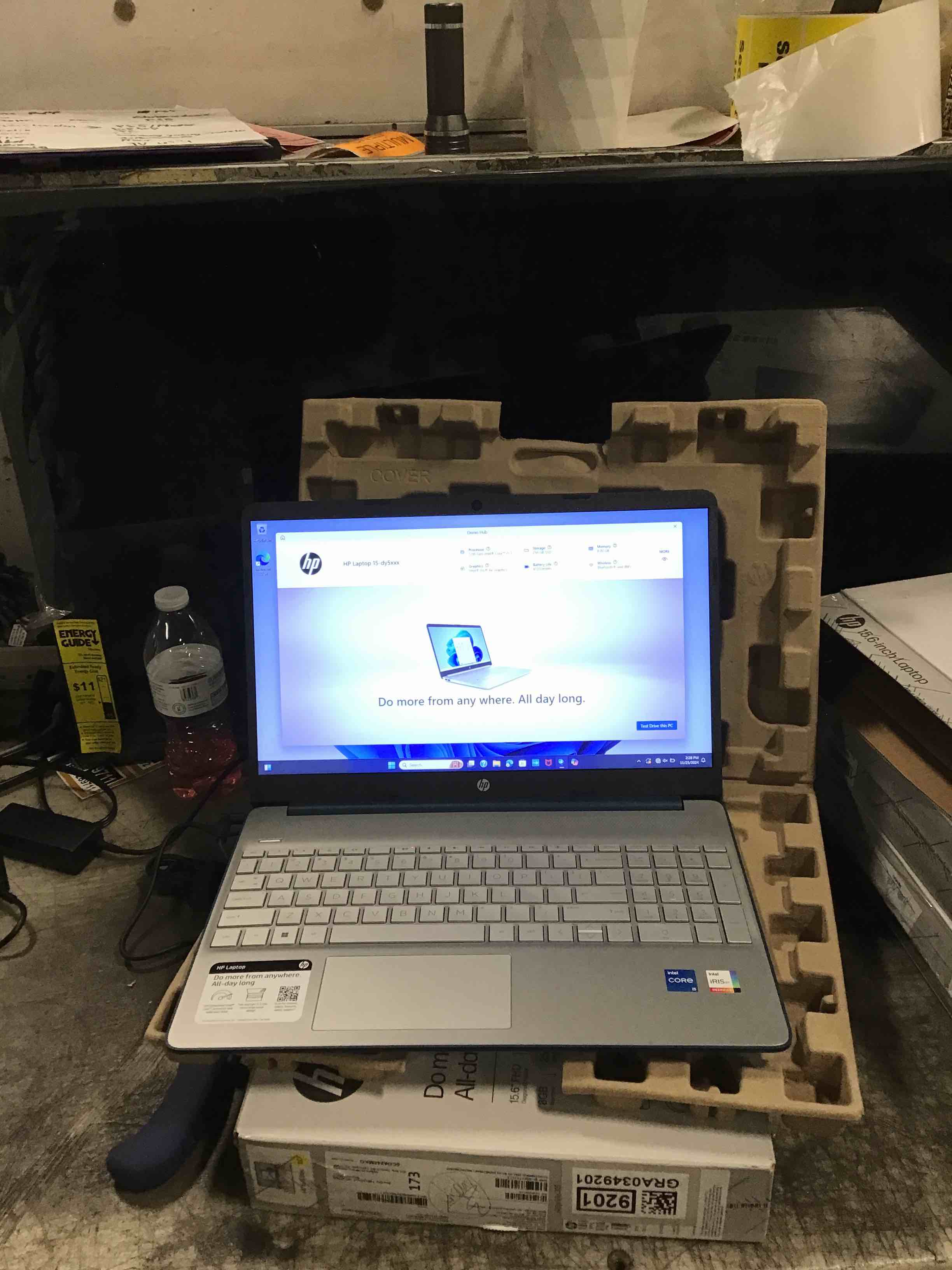 https://s3.amazonaws.com/lotting-images-prod/bidfta/GRA0349159_1732562894994.jpeg