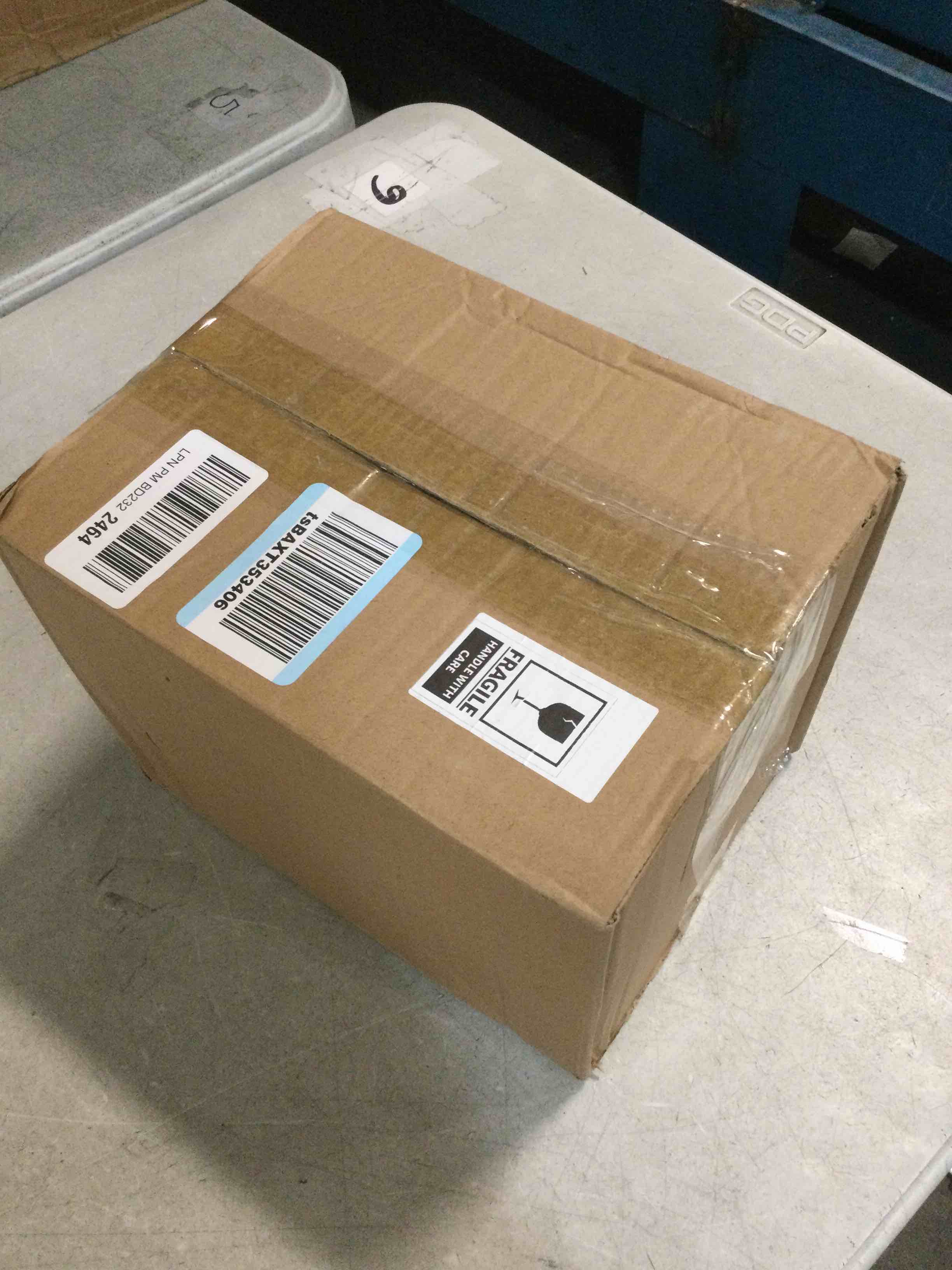 https://s3.amazonaws.com/lotting-images-prod/bidfta/GRA0349669_1731132237744.jpeg