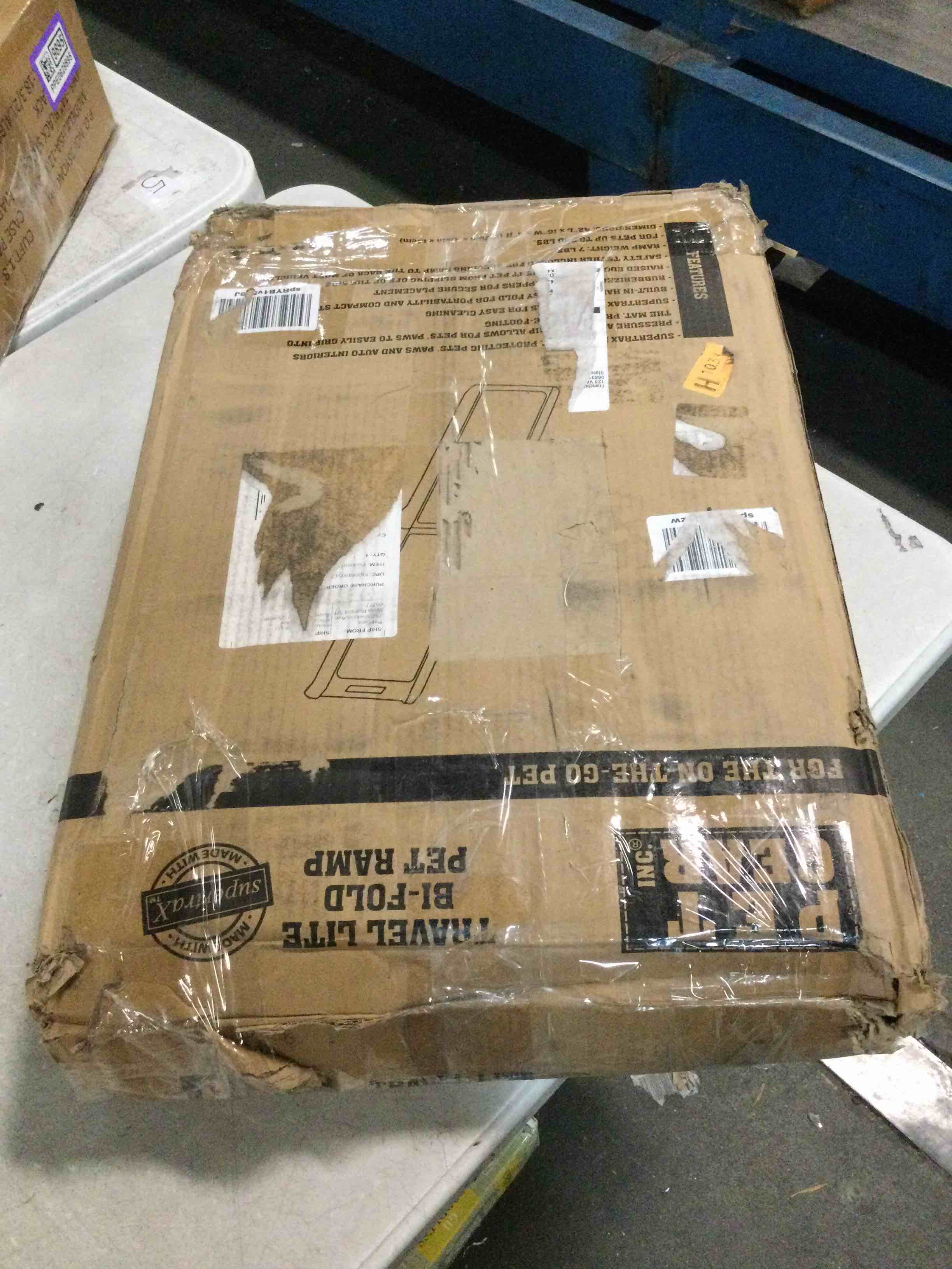 https://s3.amazonaws.com/lotting-images-prod/bidfta/GRA0349751_1731121152775.jpeg