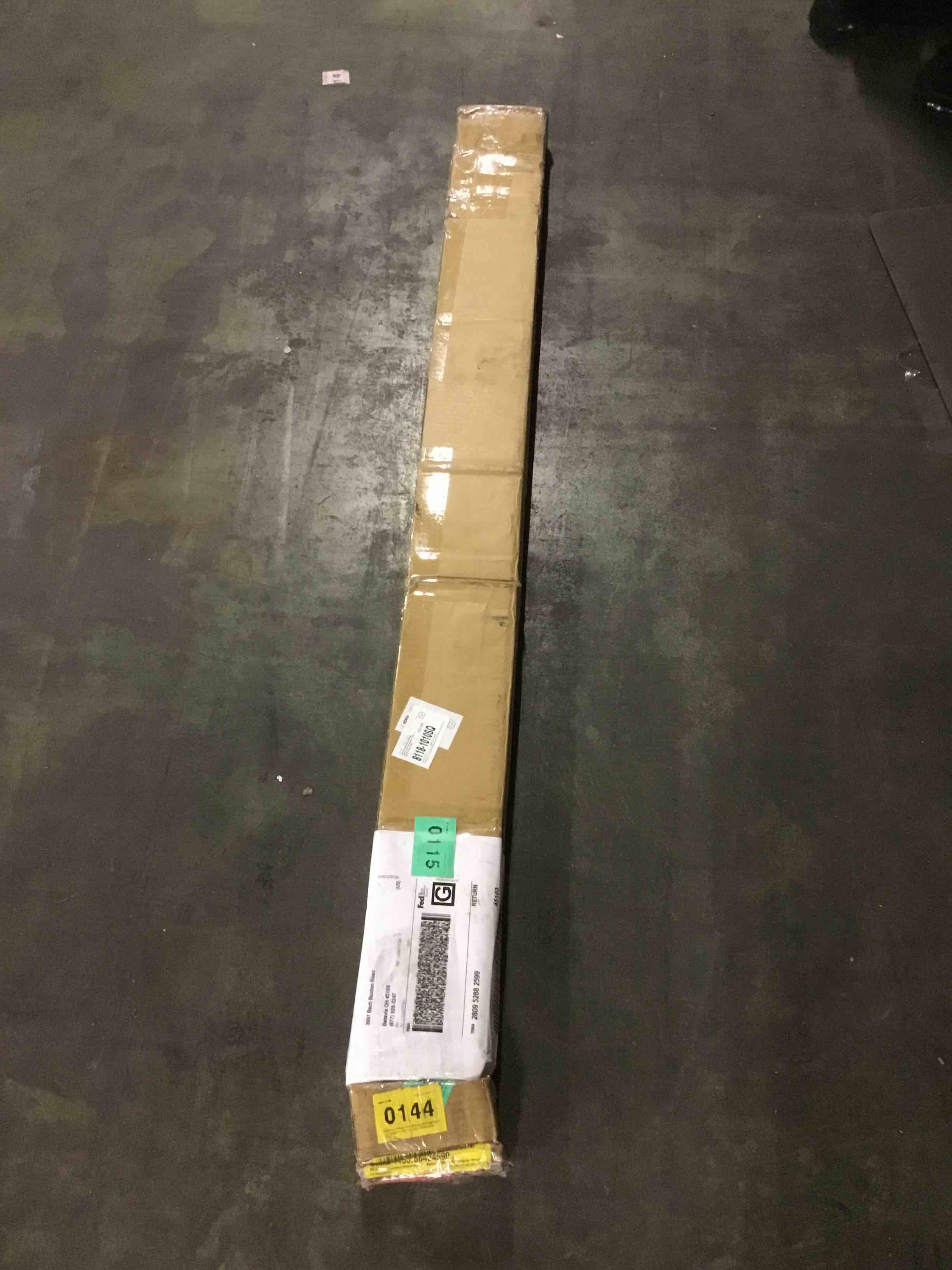 https://s3.amazonaws.com/lotting-images-prod/bidfta/GRA0349950_1730936594201.jpeg
