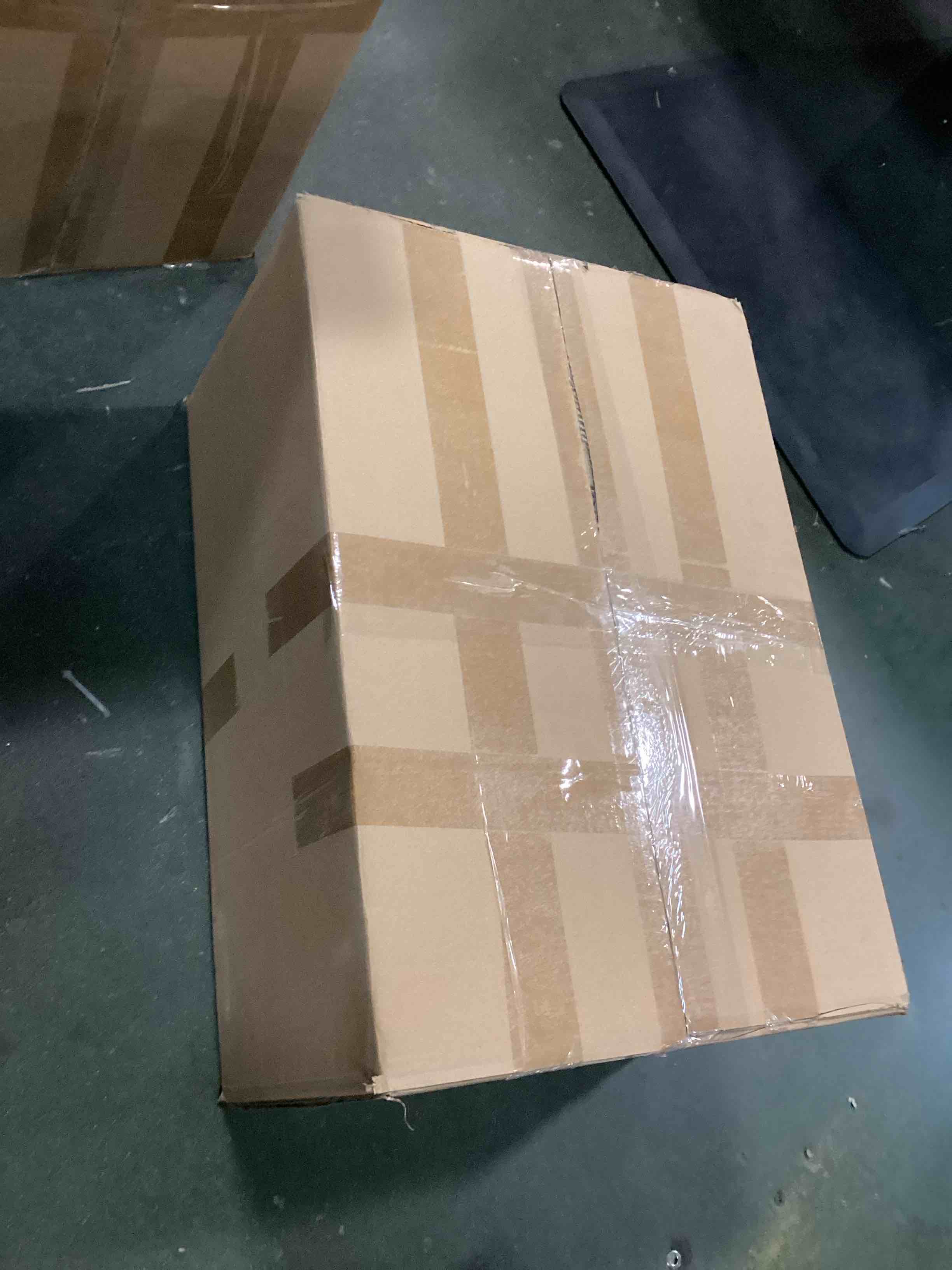 https://s3.amazonaws.com/lotting-images-prod/bidfta/GRA0350129_1732230085679.jpeg