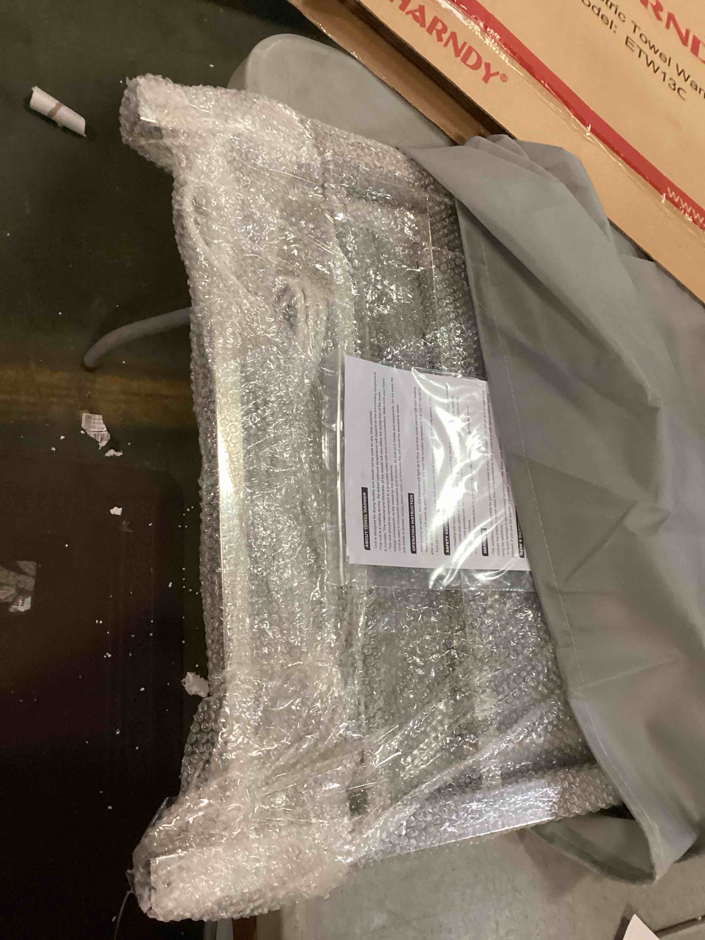 https://s3.amazonaws.com/lotting-images-prod/bidfta/GRA0350319_1732153701045.jpeg
