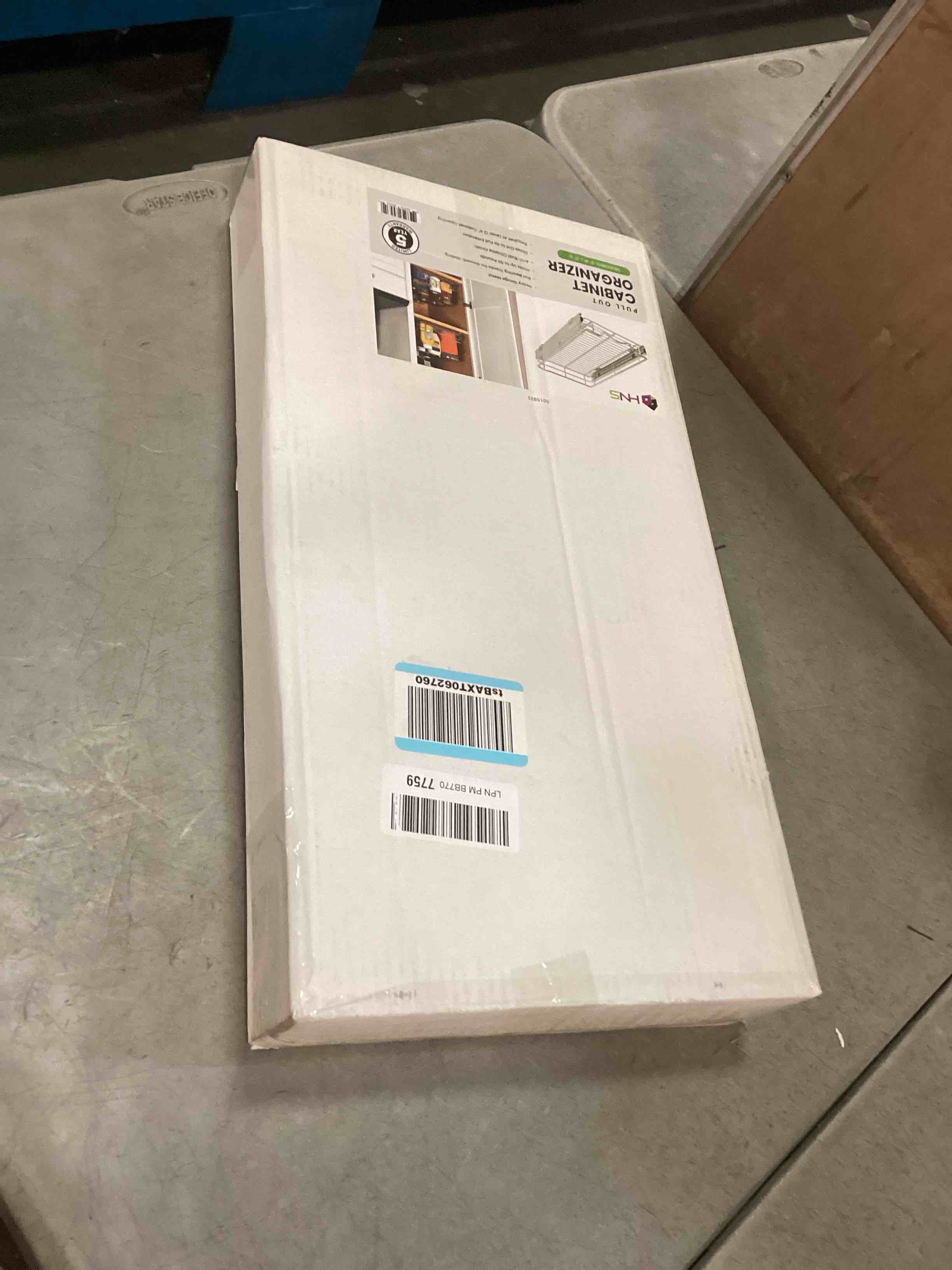 https://s3.amazonaws.com/lotting-images-prod/bidfta/GRA0350714_1731975783800.jpeg