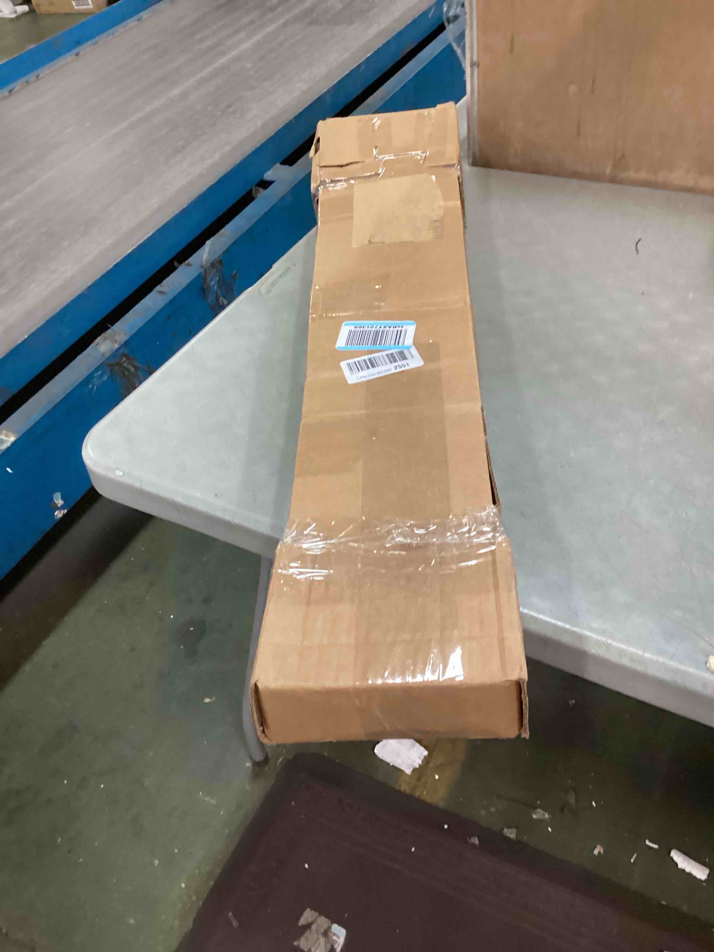 https://s3.amazonaws.com/lotting-images-prod/bidfta/GRA0350775_1731736928007.jpeg