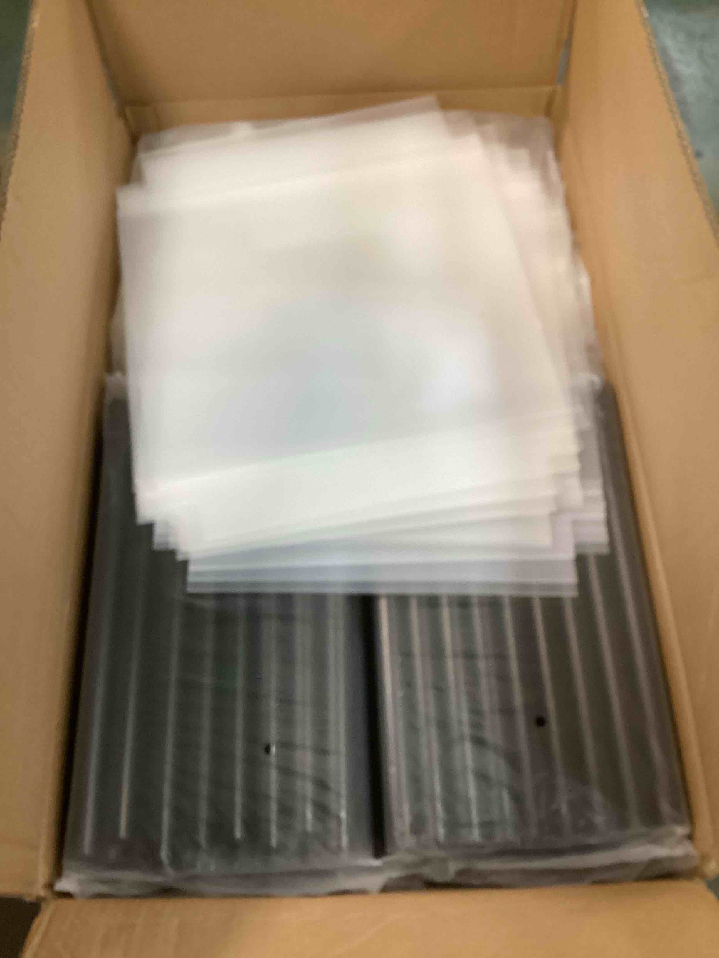 https://s3.amazonaws.com/lotting-images-prod/bidfta/GRA0351300_1731159925048.jpeg