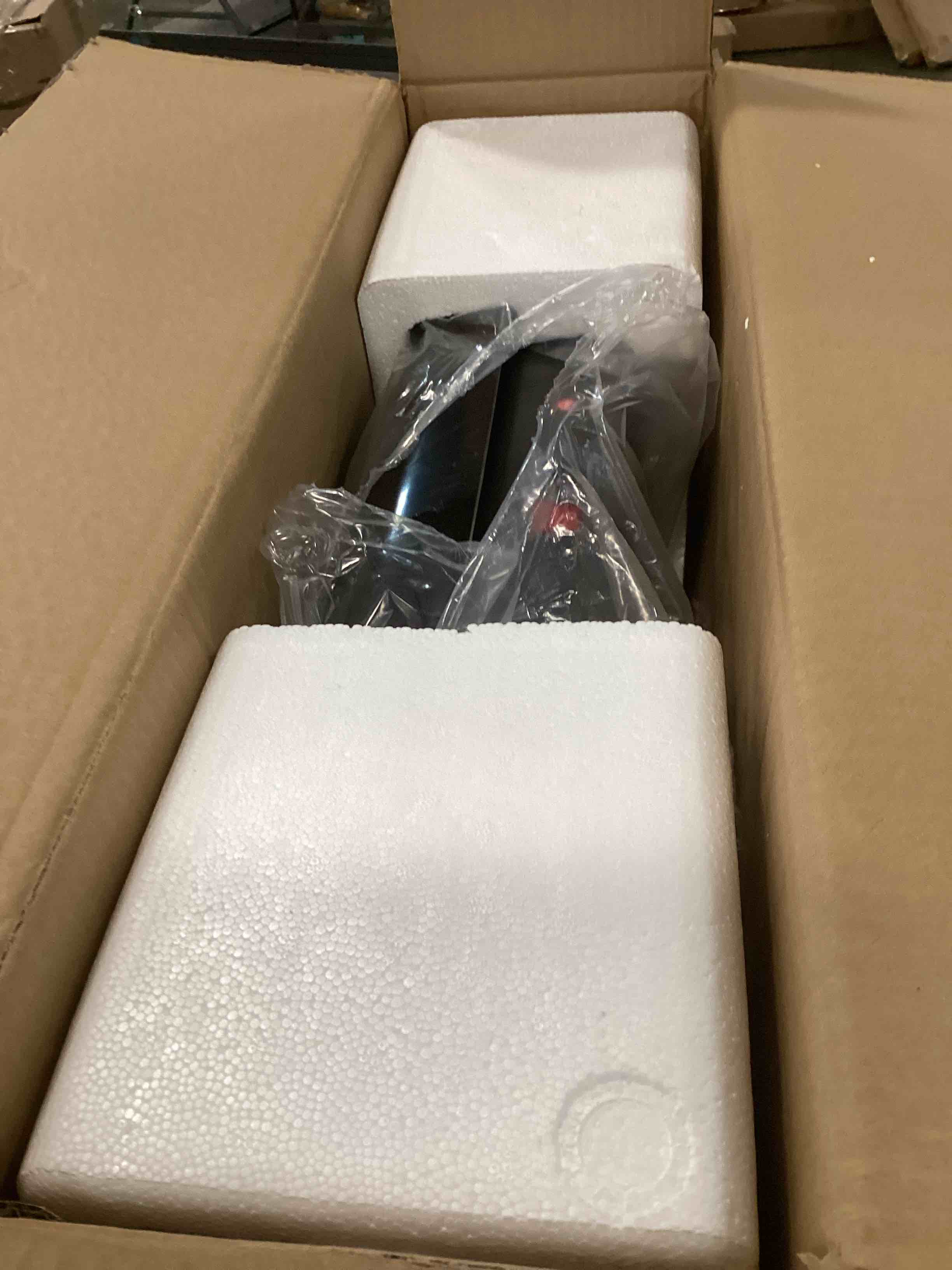 https://s3.amazonaws.com/lotting-images-prod/bidfta/GRA0351303_1731159599502.jpeg