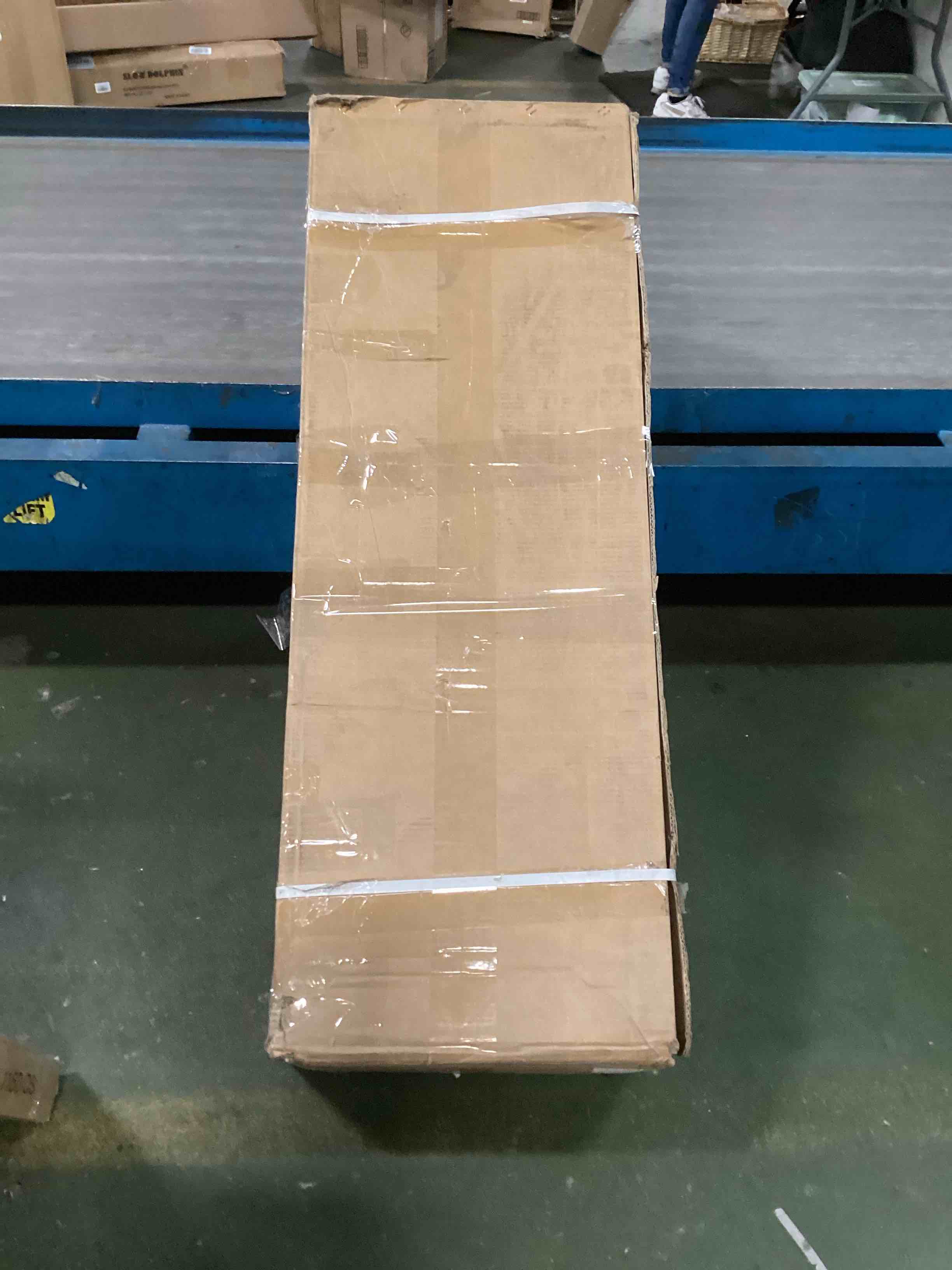 https://s3.amazonaws.com/lotting-images-prod/bidfta/GRA0351327_1731155420430.jpeg