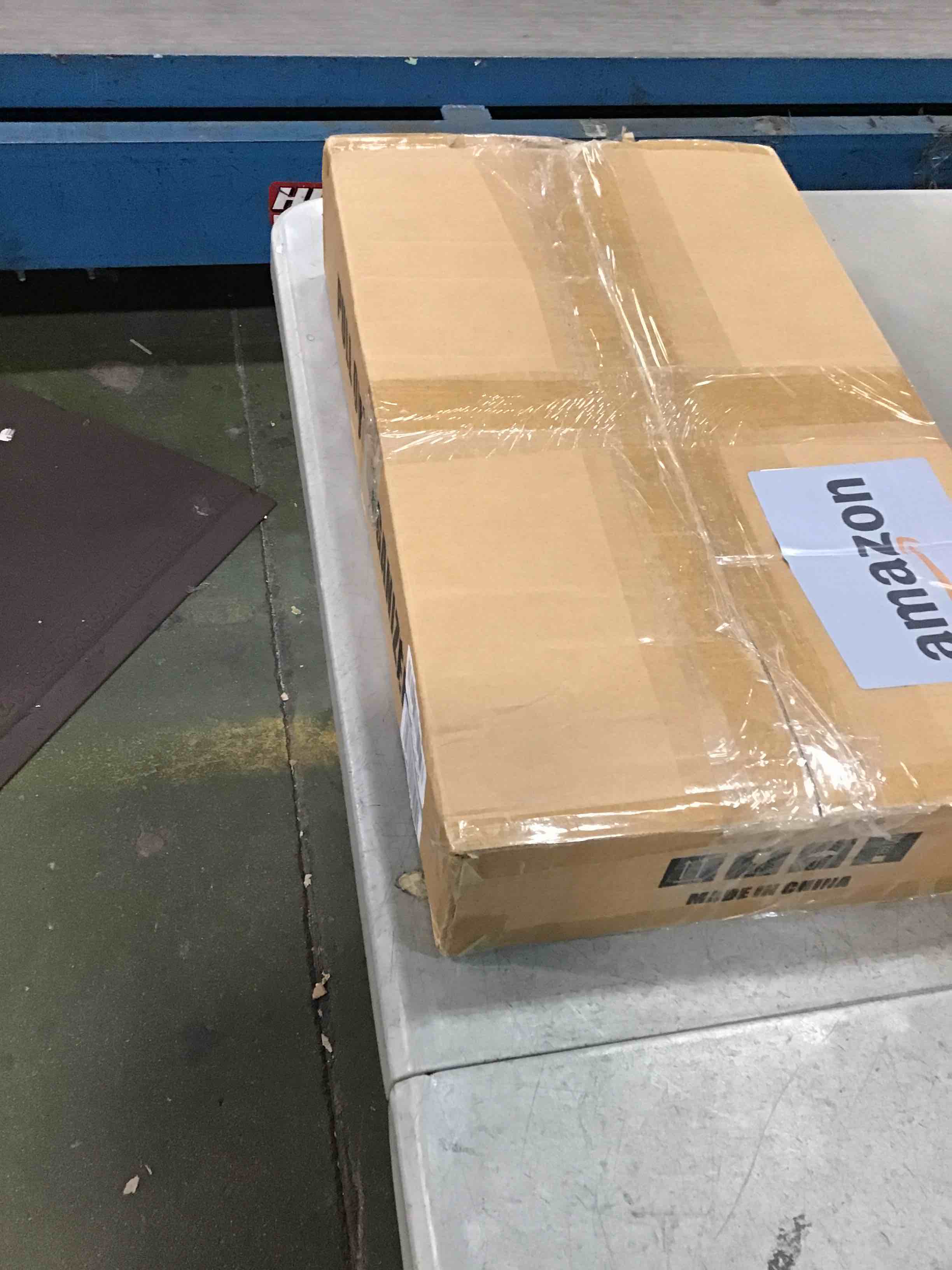 https://s3.amazonaws.com/lotting-images-prod/bidfta/GRA0351908_1730914527137.jpeg