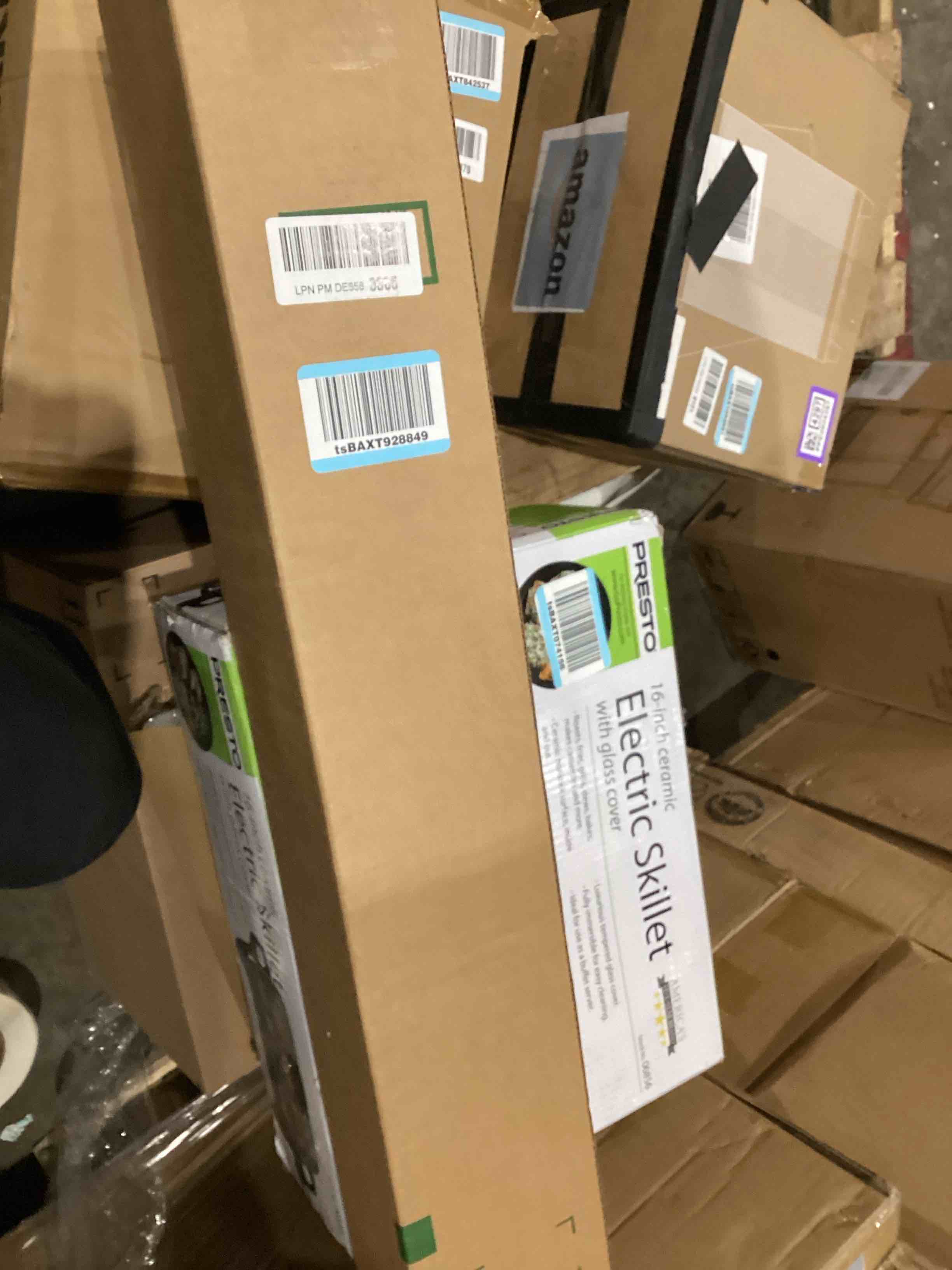 https://s3.amazonaws.com/lotting-images-prod/bidfta/GRA0405309_1738347632467.jpeg