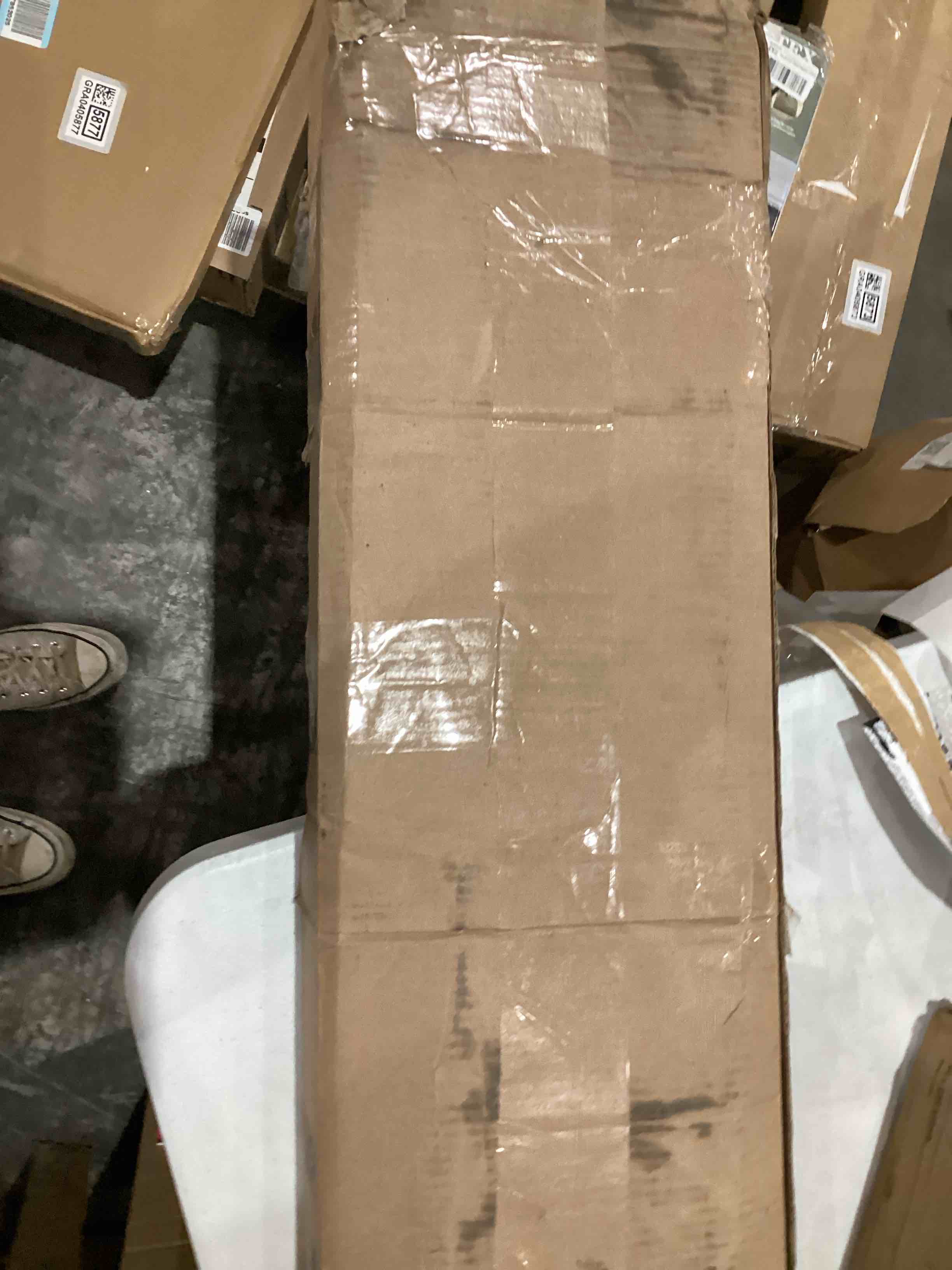 https://s3.amazonaws.com/lotting-images-prod/bidfta/GRA0405865_1736537834931.jpeg