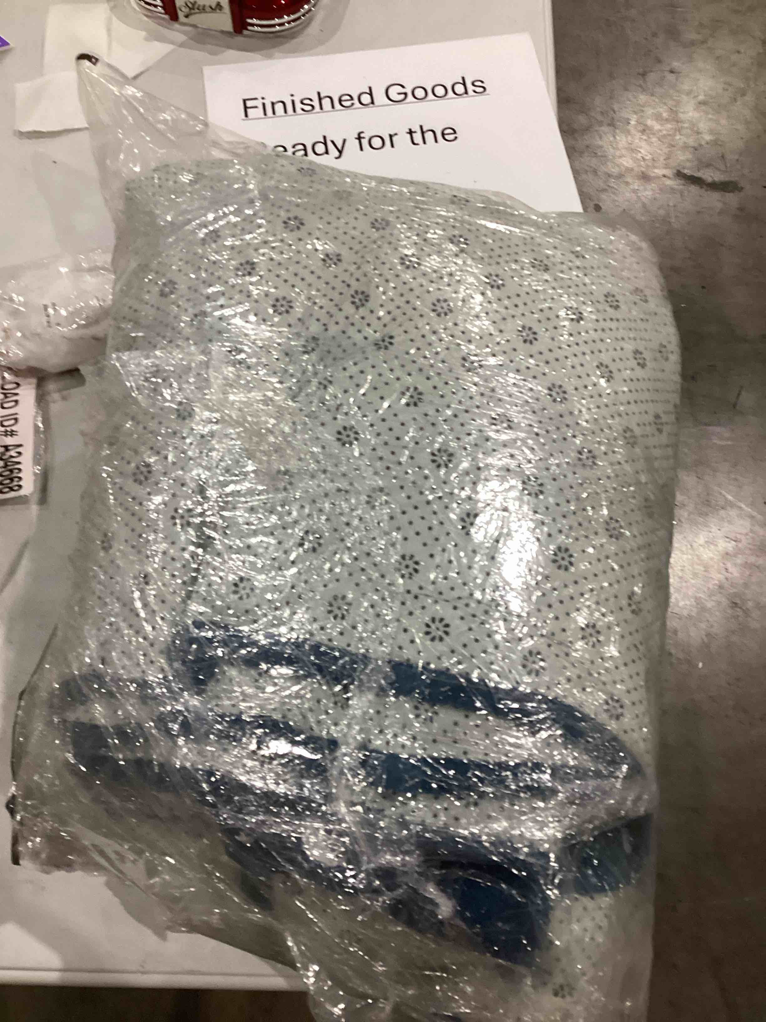 https://s3.amazonaws.com/lotting-images-prod/bidfta/GRA0405903_1736435491790.jpeg