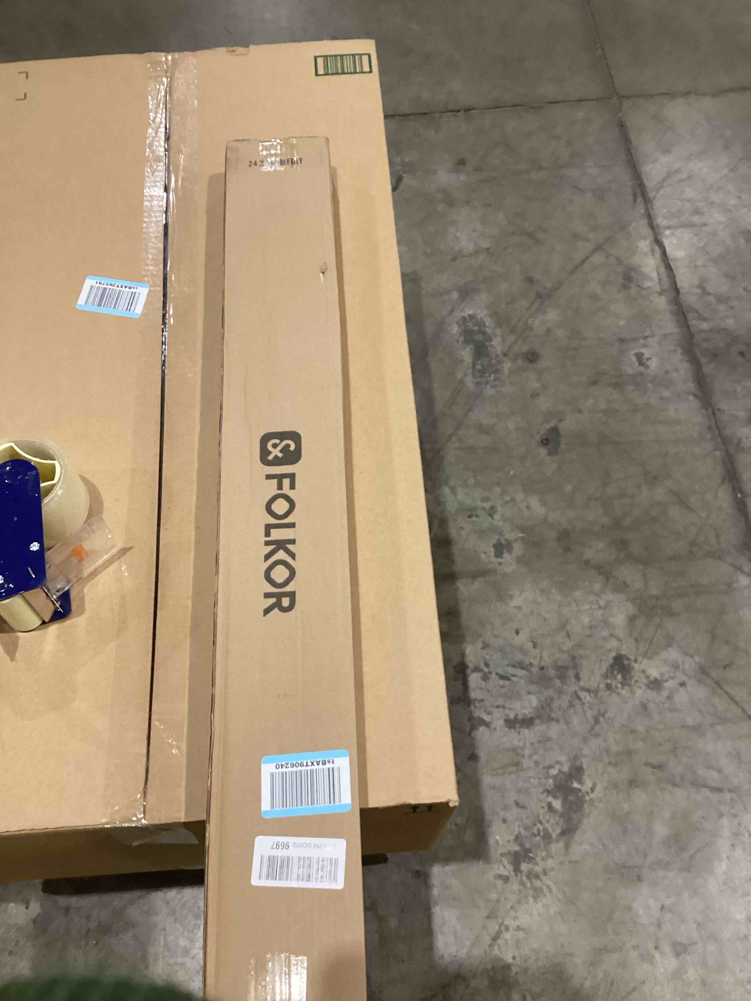https://s3.amazonaws.com/lotting-images-prod/bidfta/GRA0408011_1742561791555.jpeg