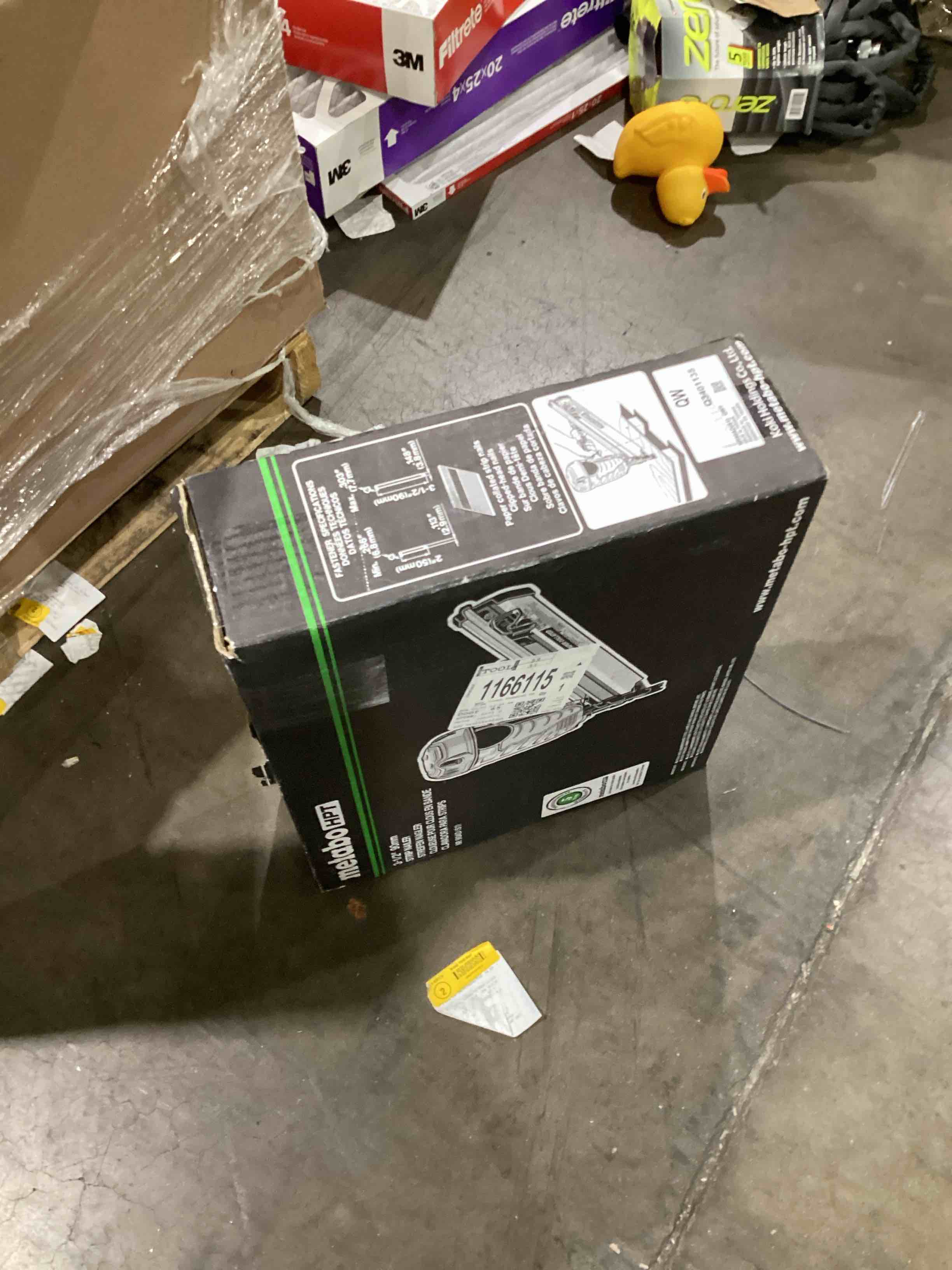 https://s3.amazonaws.com/lotting-images-prod/bidfta/GRA0411270_1735235326968.jpeg
