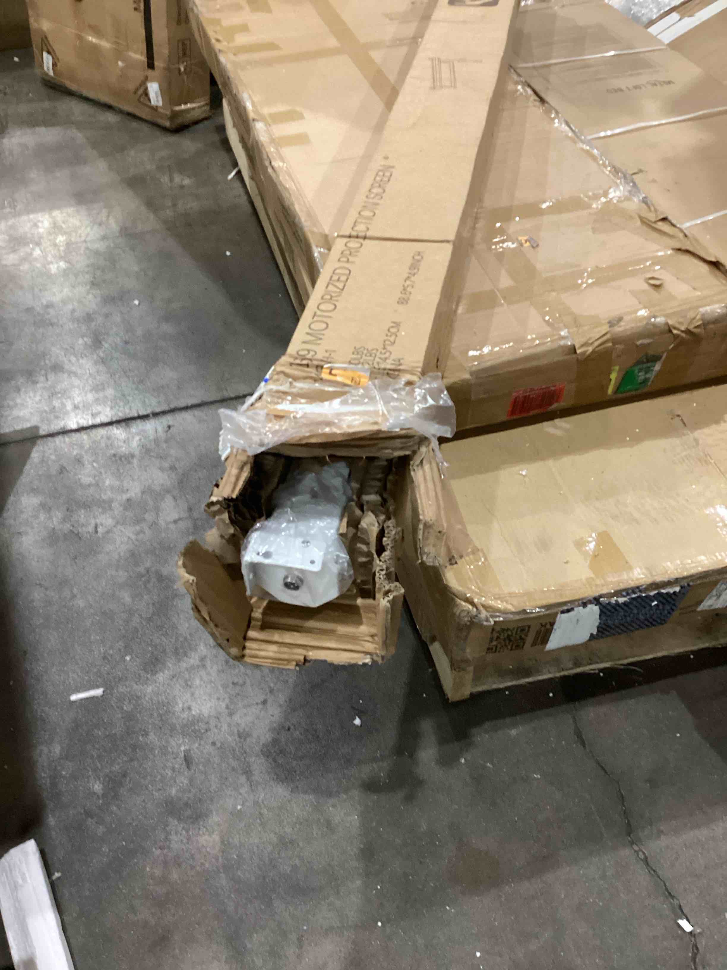 https://s3.amazonaws.com/lotting-images-prod/bidfta/GRA0411415_1734632780874.jpeg