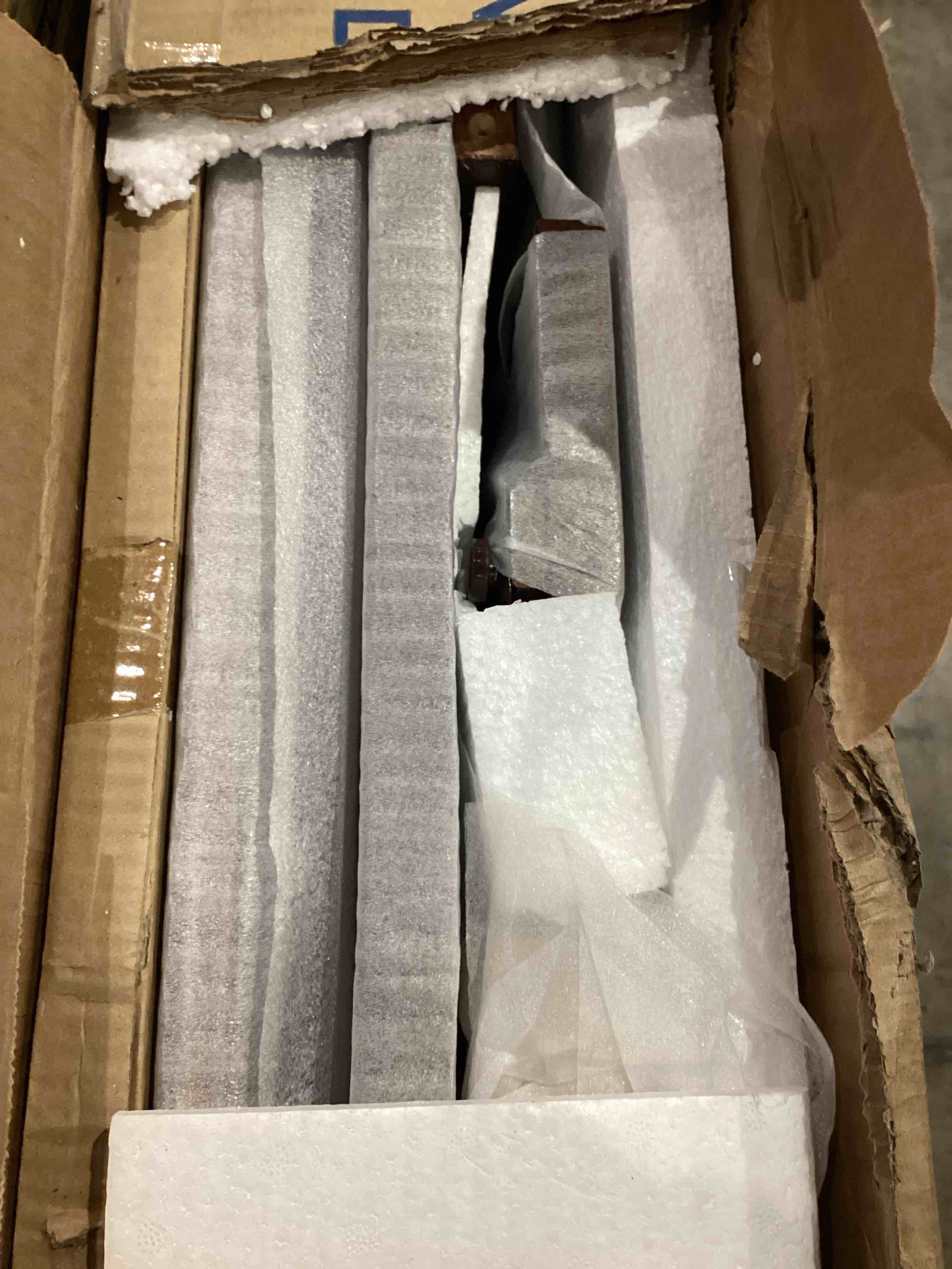 https://s3.amazonaws.com/lotting-images-prod/bidfta/GRA0411745_1734537617435.jpeg