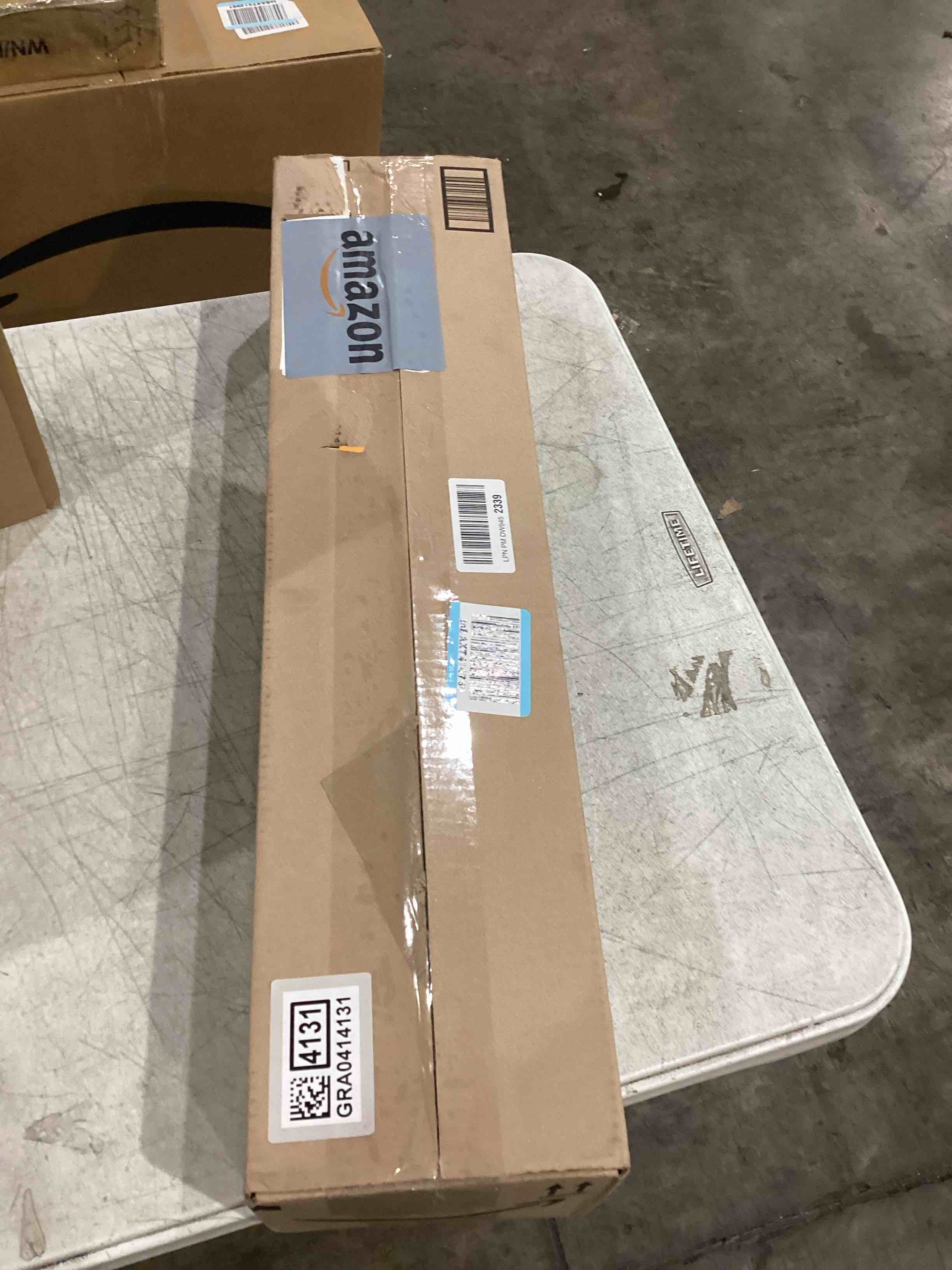 https://s3.amazonaws.com/lotting-images-prod/bidfta/GRA0414131_1745867283647.jpeg