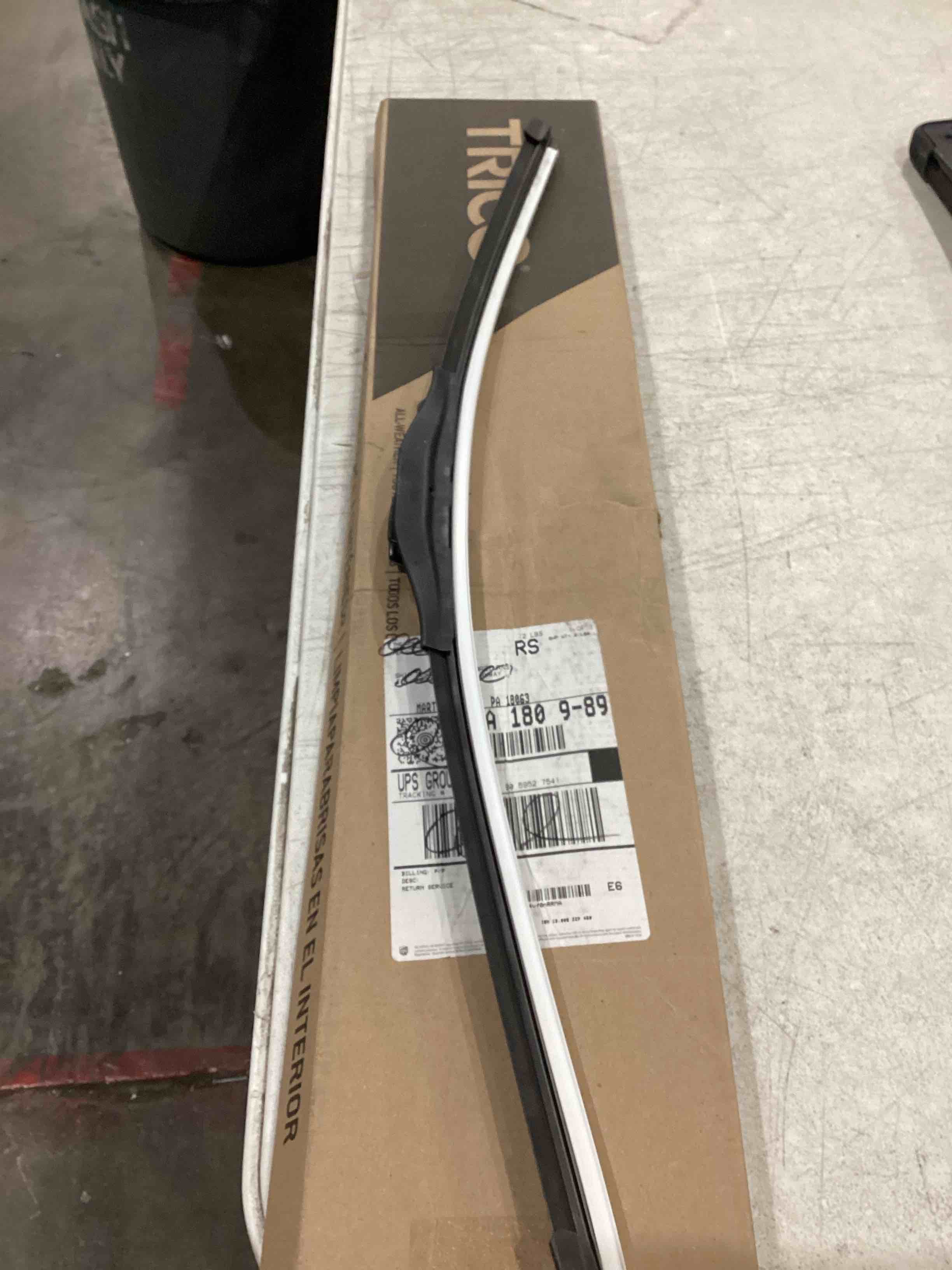 https://s3.amazonaws.com/lotting-images-prod/bidfta/GRA0414905_1745408022042.jpeg