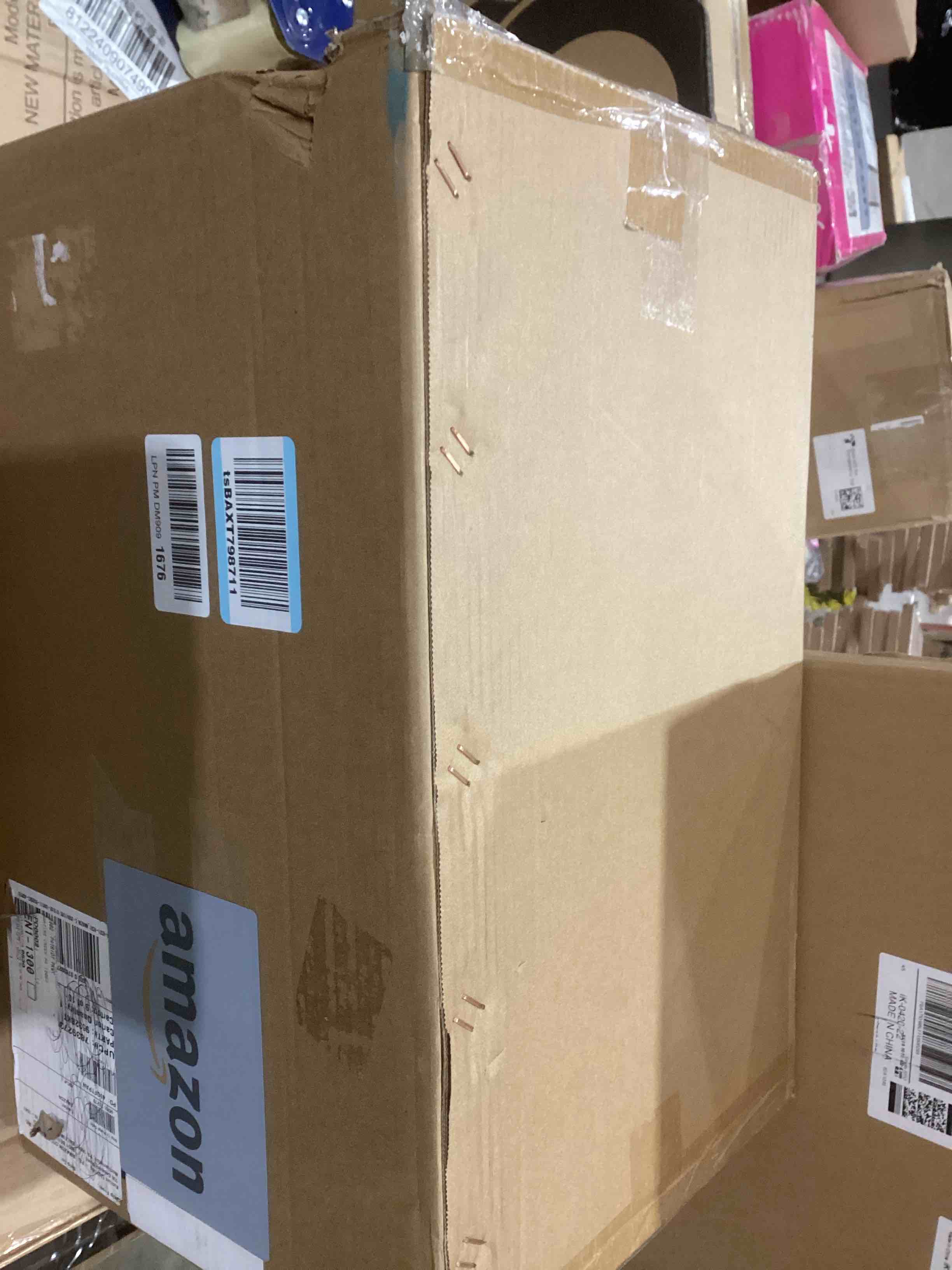 https://s3.amazonaws.com/lotting-images-prod/bidfta/GRA0416953_1741095643486.jpeg