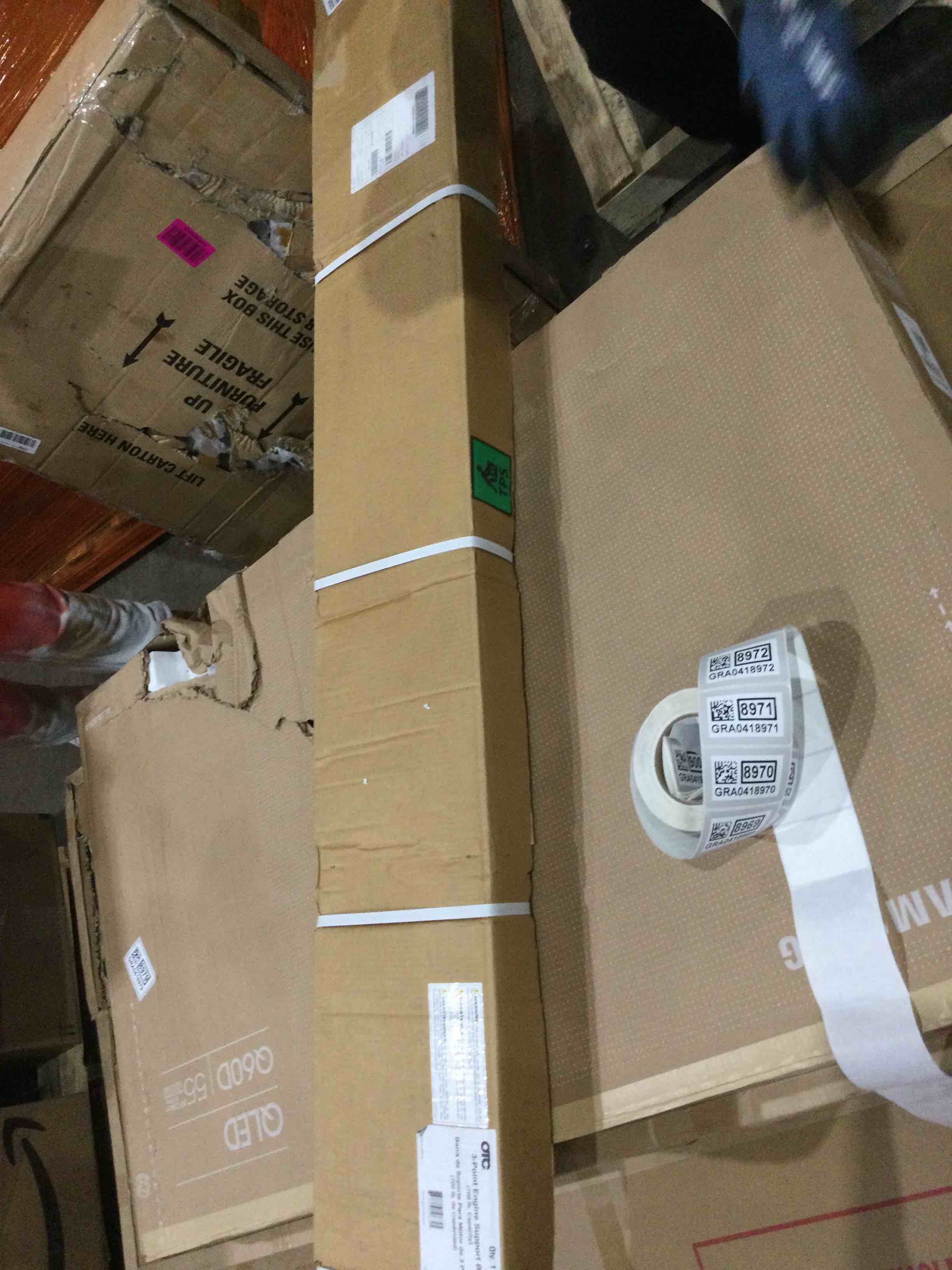 https://s3.amazonaws.com/lotting-images-prod/bidfta/GRA0418977_1738153686829.jpeg