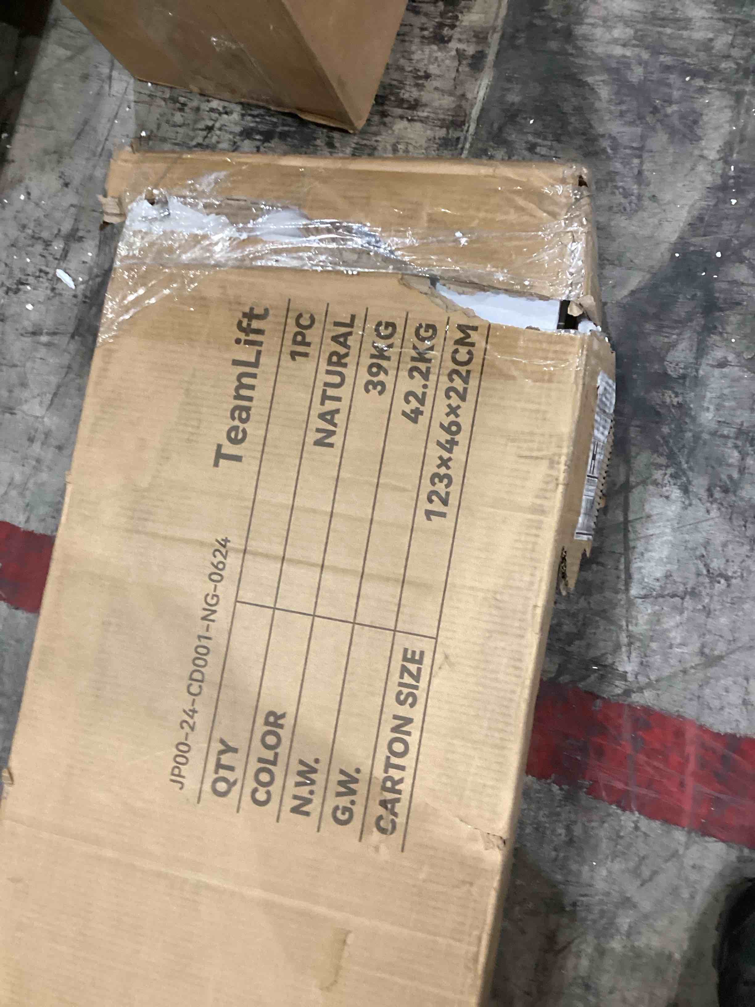 https://s3.amazonaws.com/lotting-images-prod/bidfta/GRA0420752_1734369815653.jpeg