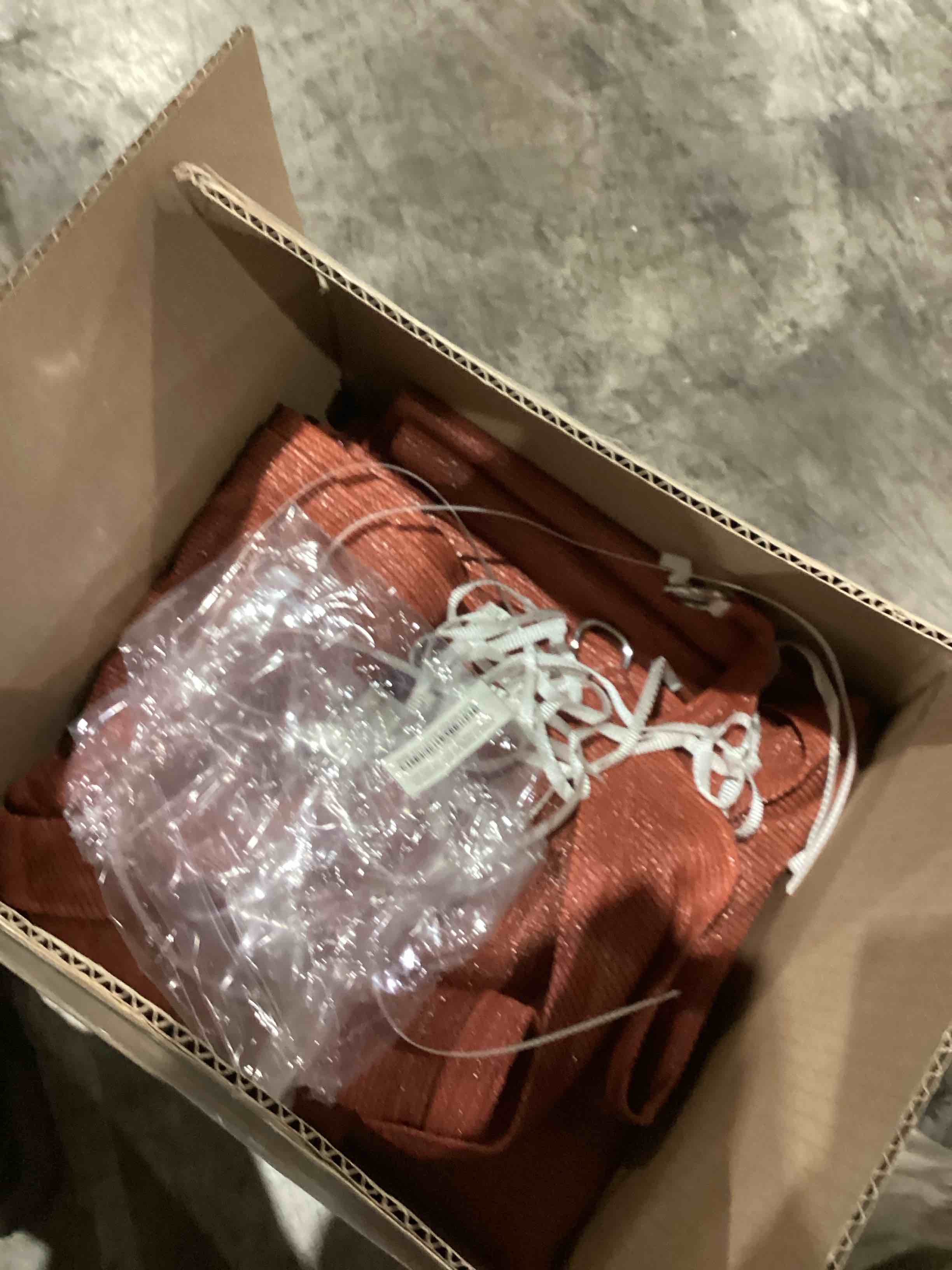 https://s3.amazonaws.com/lotting-images-prod/bidfta/GRA0420850_1734355294643.jpeg