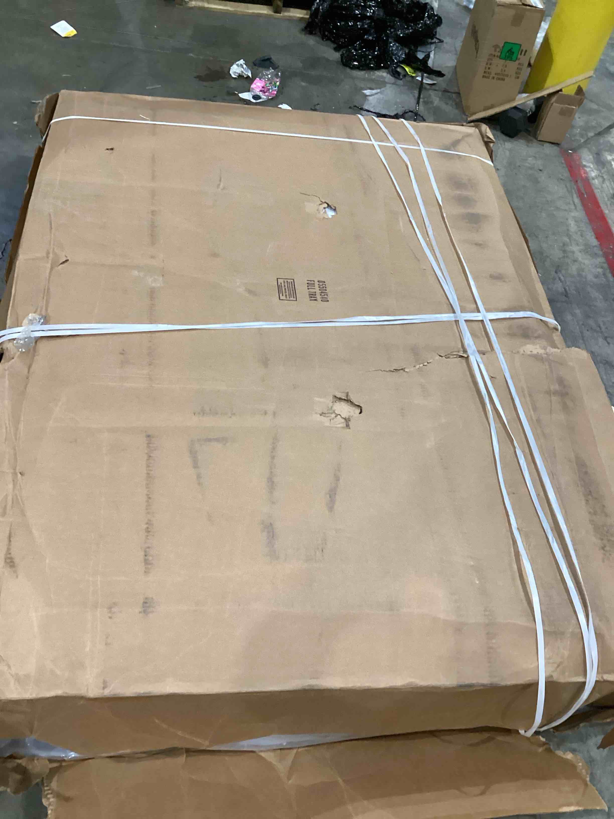 https://s3.amazonaws.com/lotting-images-prod/bidfta/GRA0420984_1734115174110.jpeg