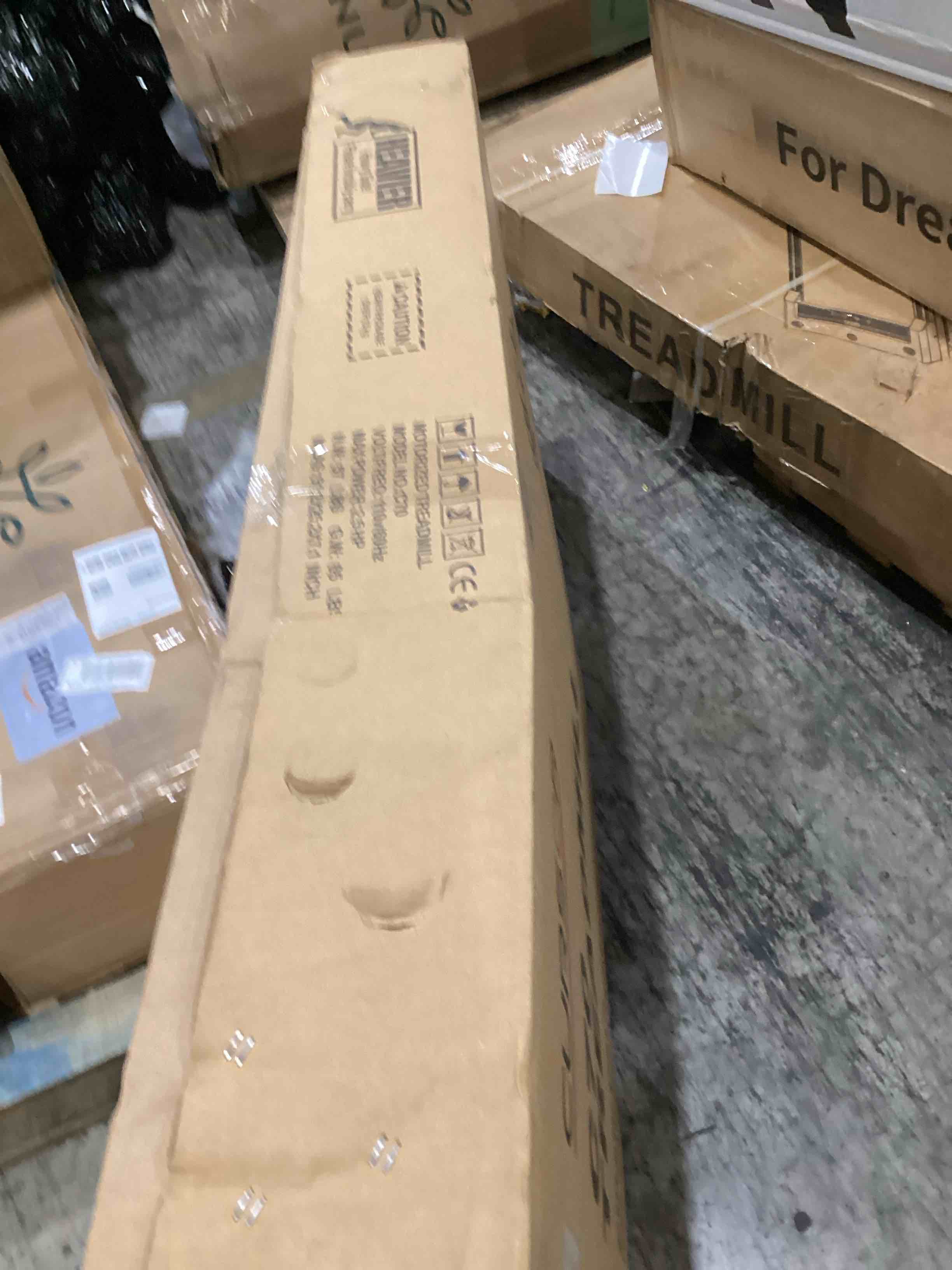 https://s3.amazonaws.com/lotting-images-prod/bidfta/GRA0421084_1734100587605.jpeg