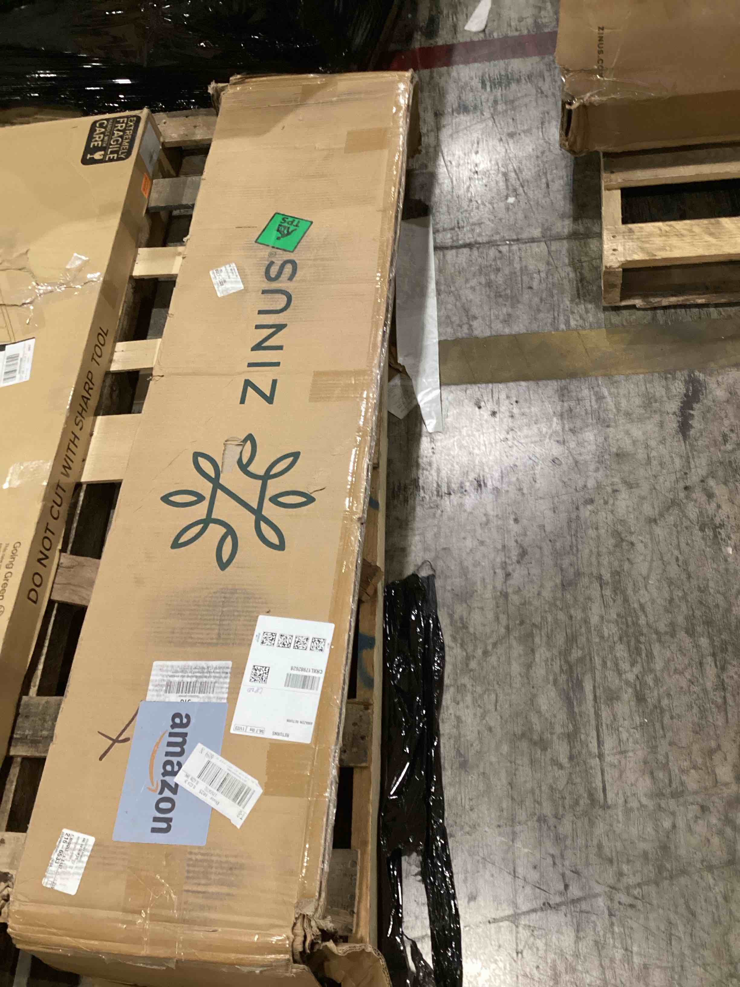 https://s3.amazonaws.com/lotting-images-prod/bidfta/GRA0421088_1734101512721.jpeg