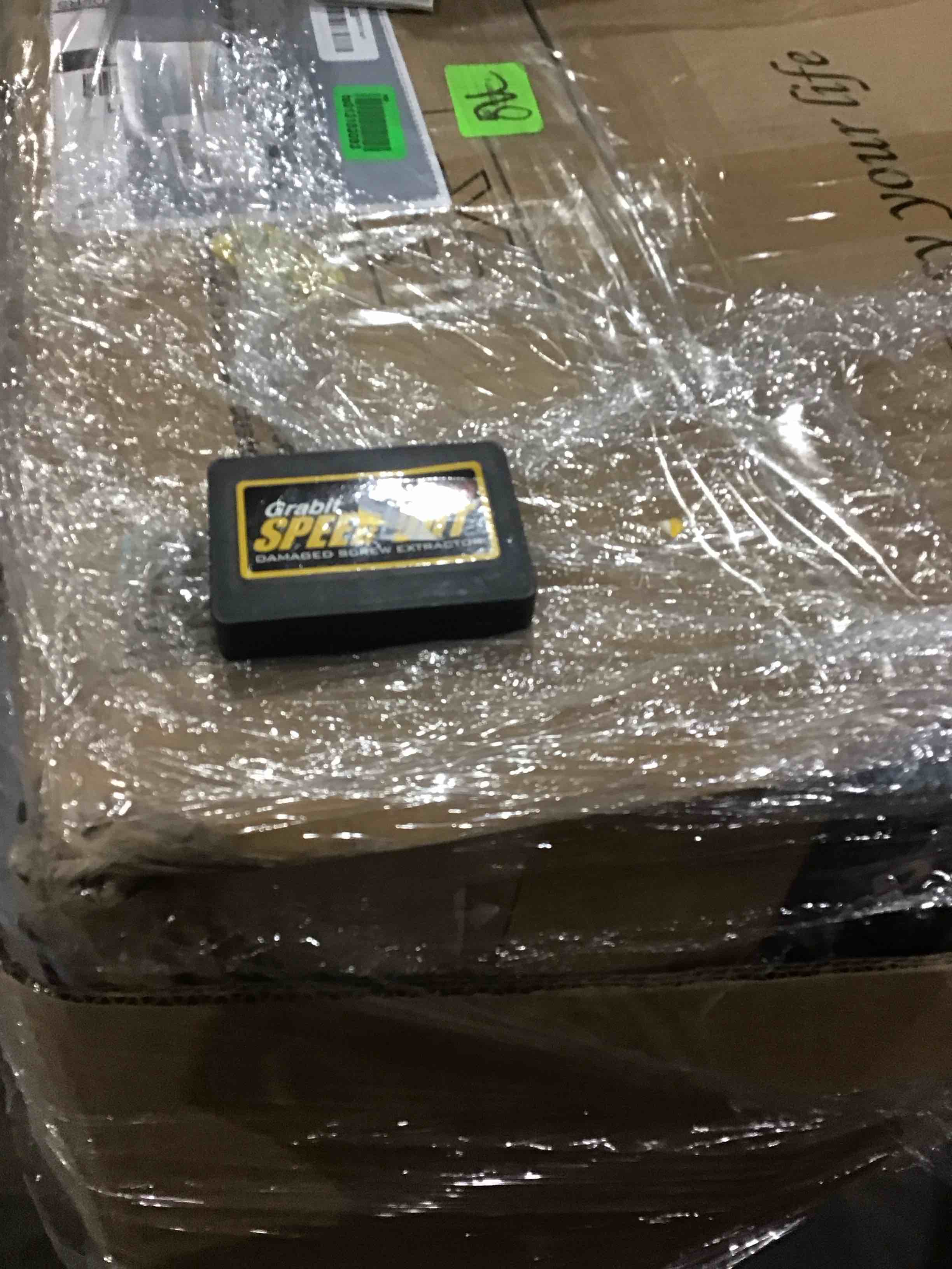 https://s3.amazonaws.com/lotting-images-prod/bidfta/GRA0421462_1734038454966.jpeg