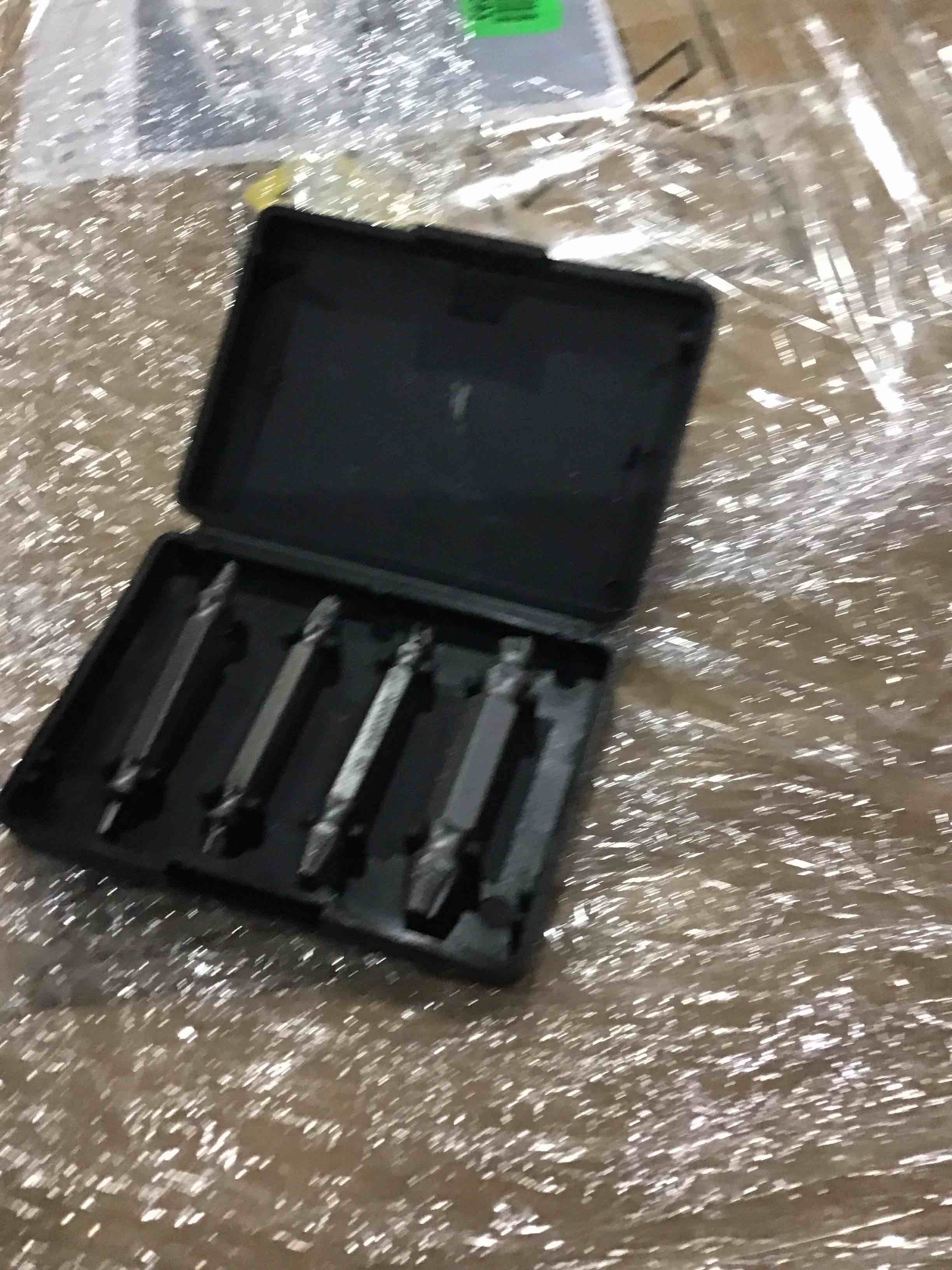https://s3.amazonaws.com/lotting-images-prod/bidfta/GRA0421462_1734038469689.jpeg