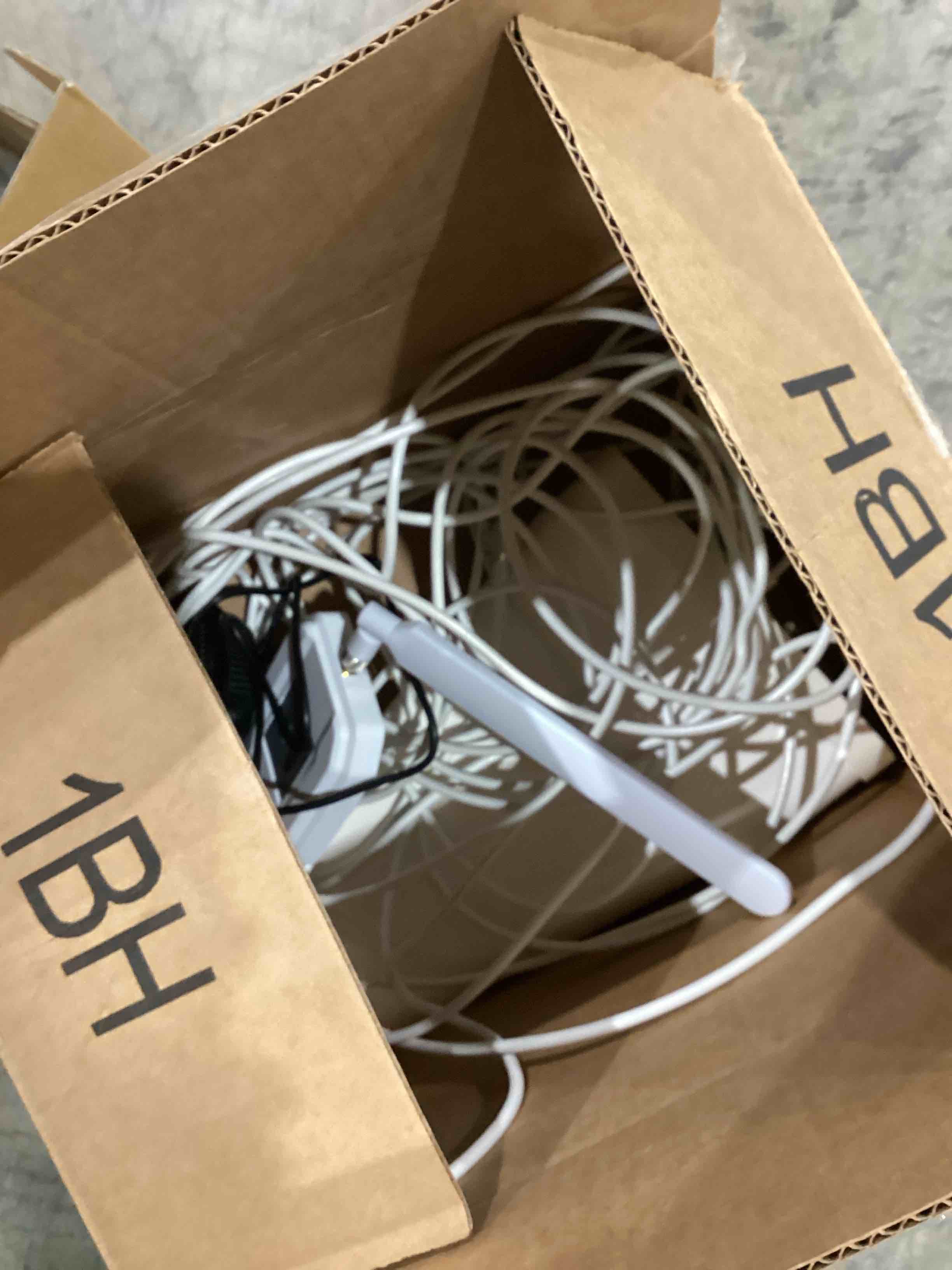 https://s3.amazonaws.com/lotting-images-prod/bidfta/GRA0421530_1734006146547.jpeg
