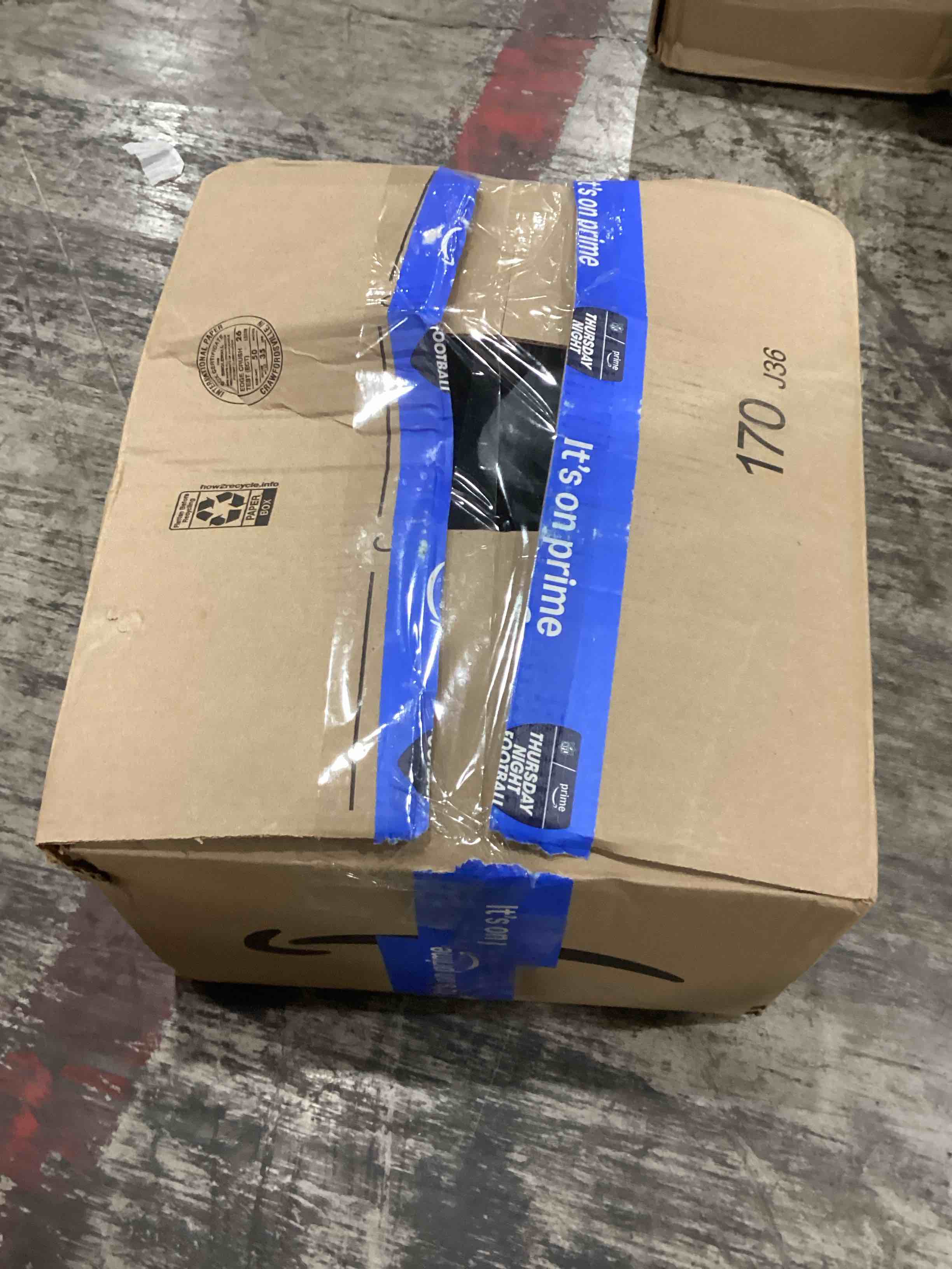 https://s3.amazonaws.com/lotting-images-prod/bidfta/GRA0423177_1733860909953.jpeg