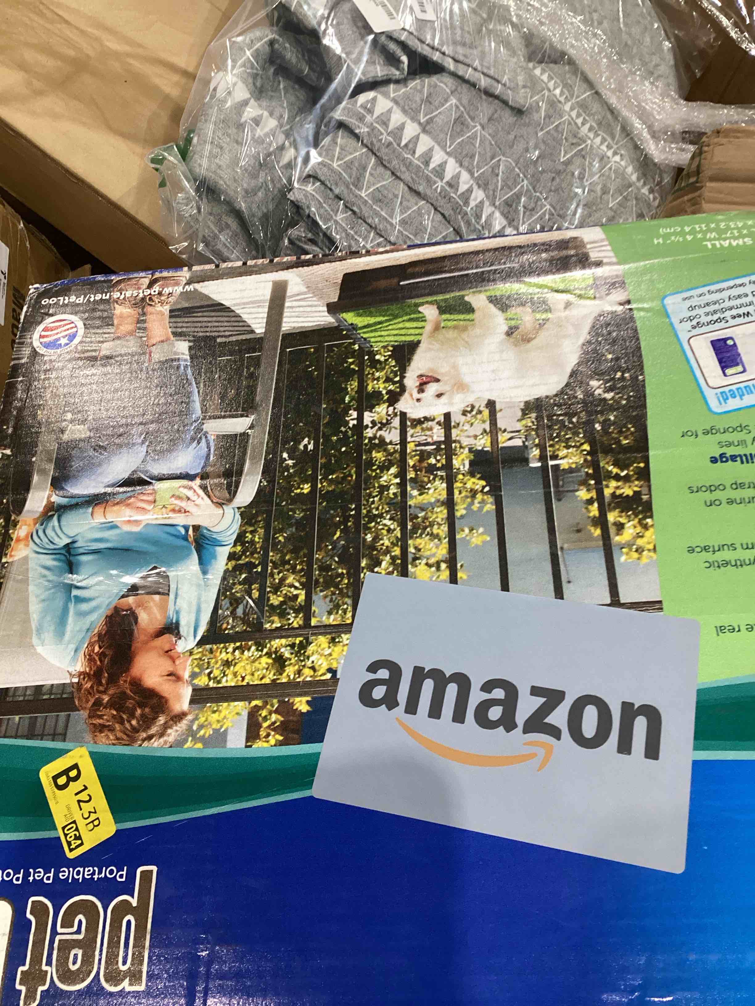https://s3.amazonaws.com/lotting-images-prod/bidfta/GRA0423193_1733859565061.jpeg