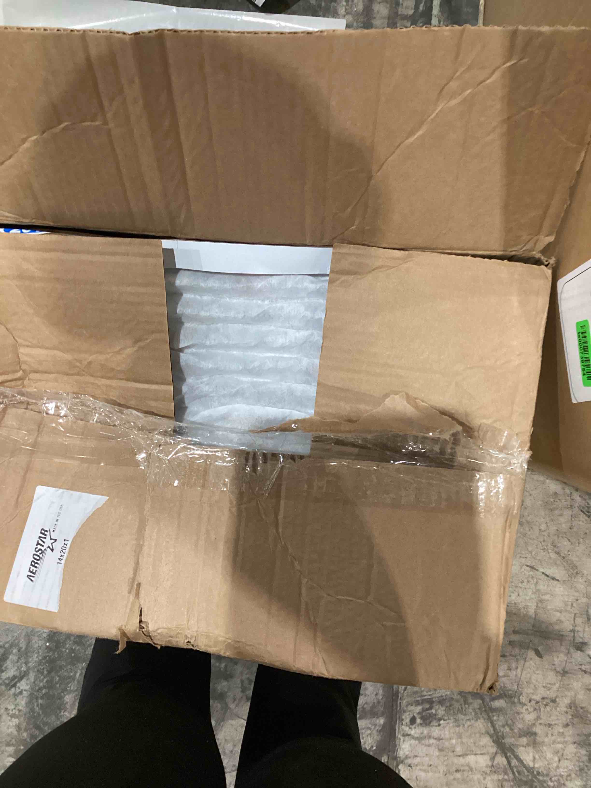 https://s3.amazonaws.com/lotting-images-prod/bidfta/GRA0423372_1733854089669.jpeg