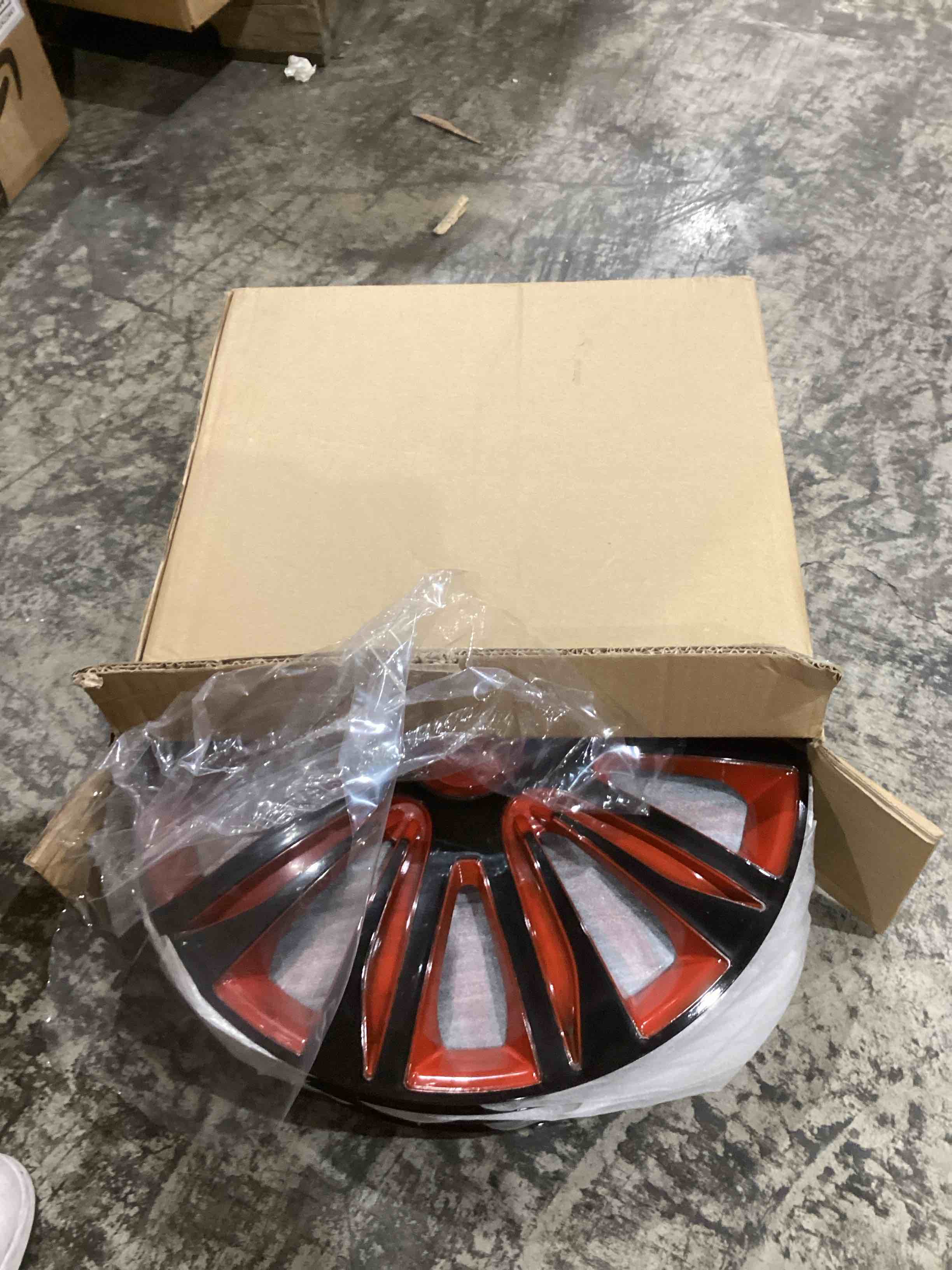 https://s3.amazonaws.com/lotting-images-prod/bidfta/GRA0423465_1733859715546.jpeg