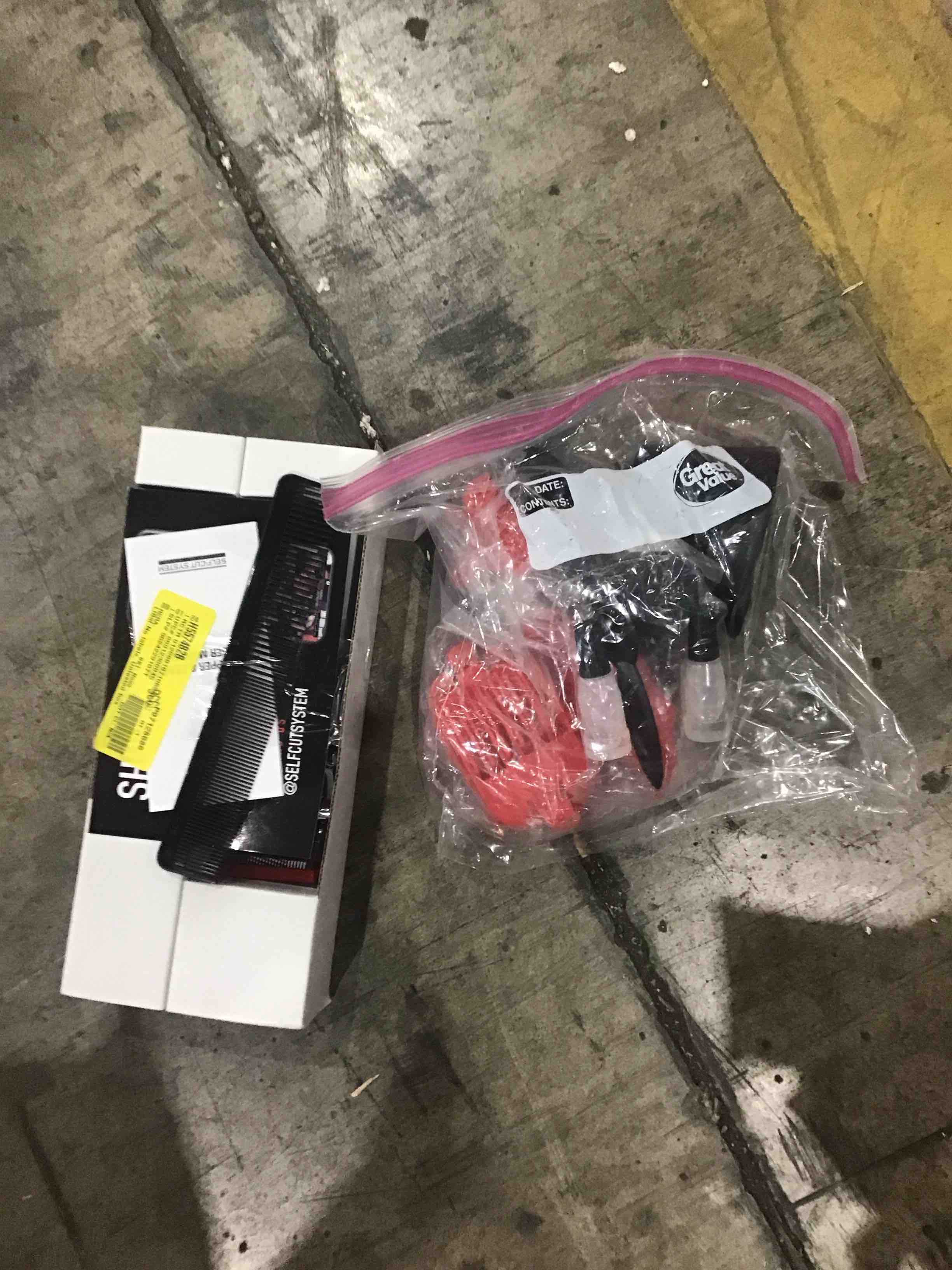 https://s3.amazonaws.com/lotting-images-prod/bidfta/GRA0423811_1733490626306.jpeg