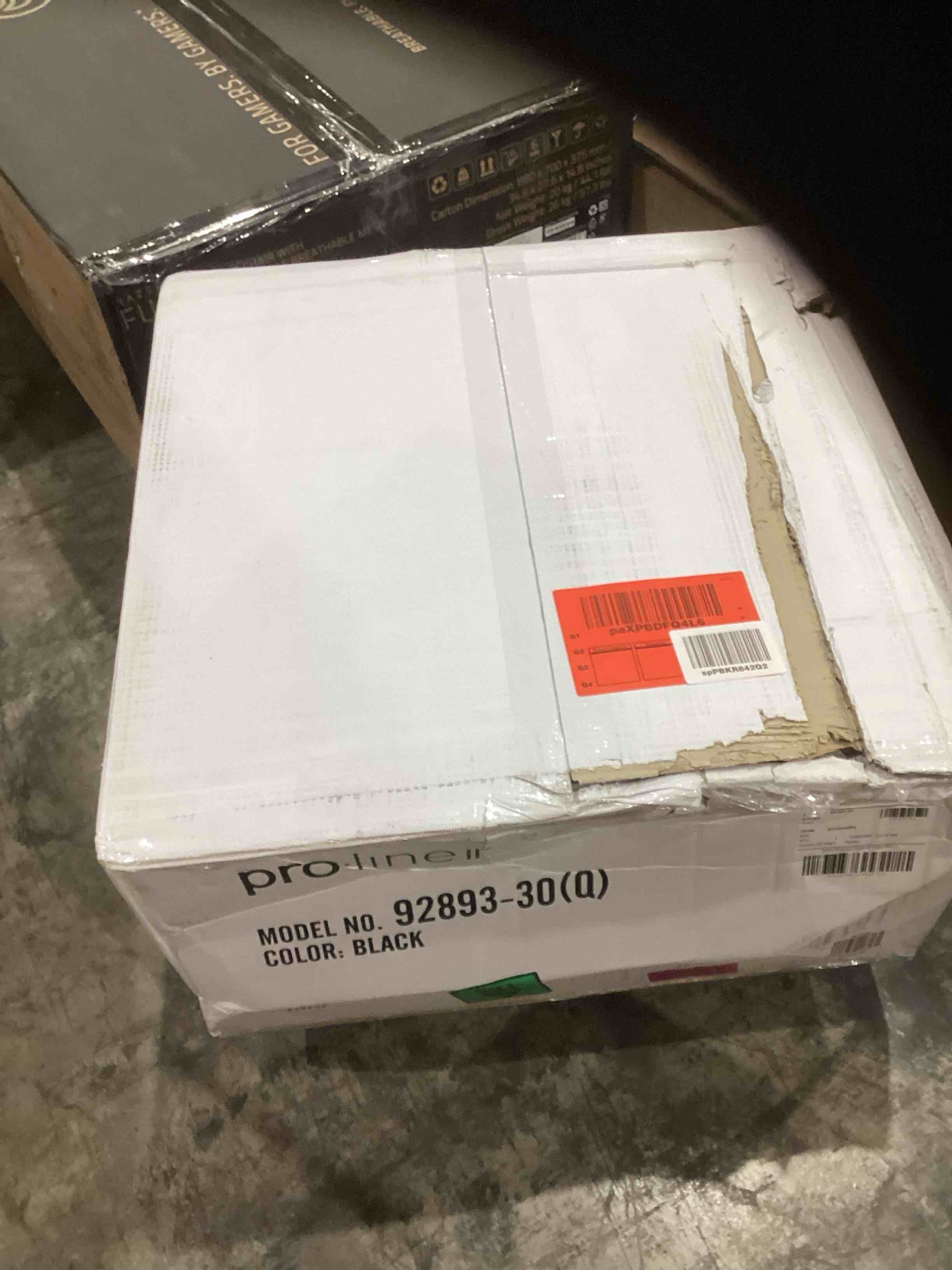 https://s3.amazonaws.com/lotting-images-prod/bidfta/GRA0423903_1733432168383.jpeg