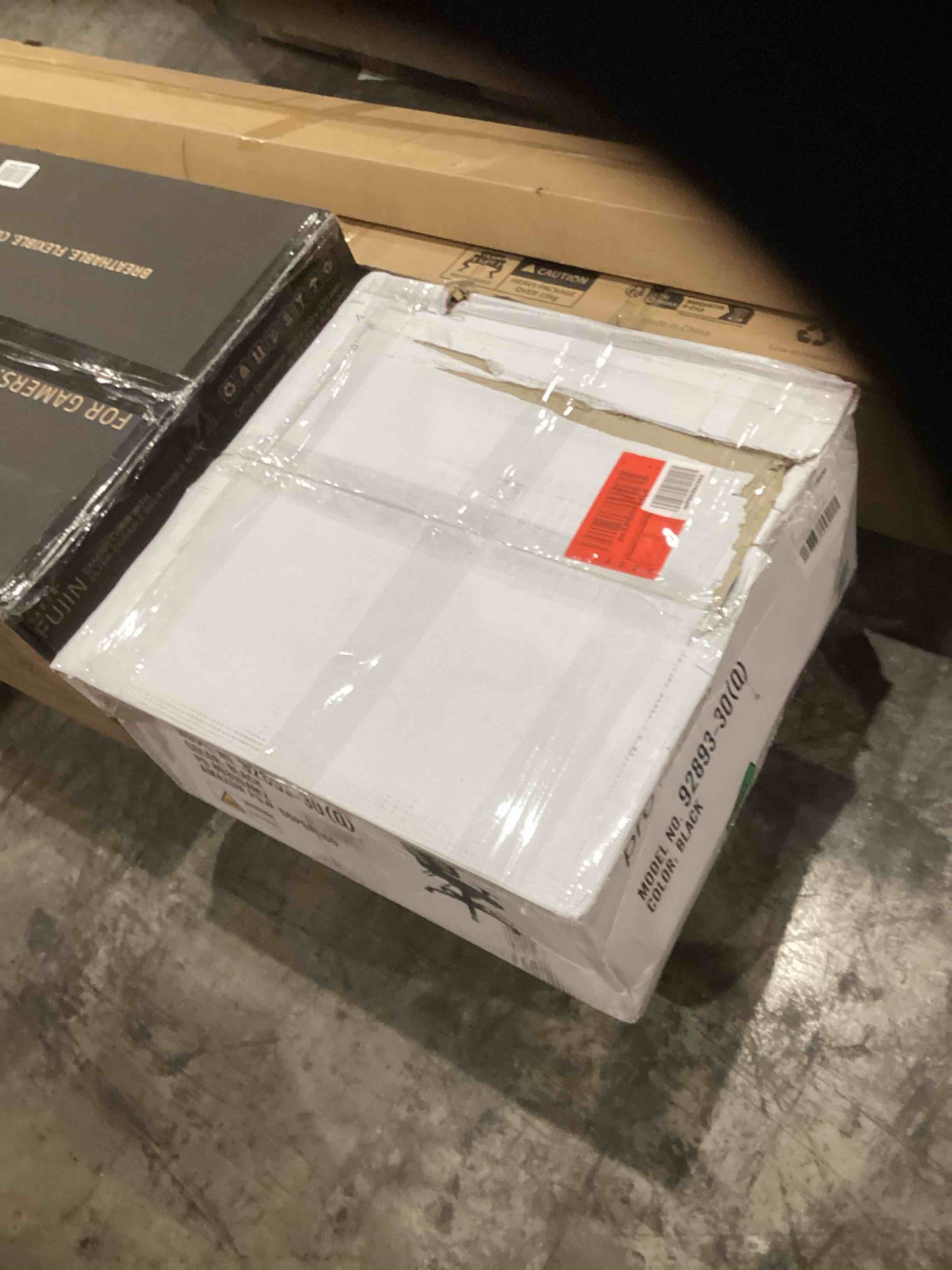 https://s3.amazonaws.com/lotting-images-prod/bidfta/GRA0423903_1733432340319.jpeg