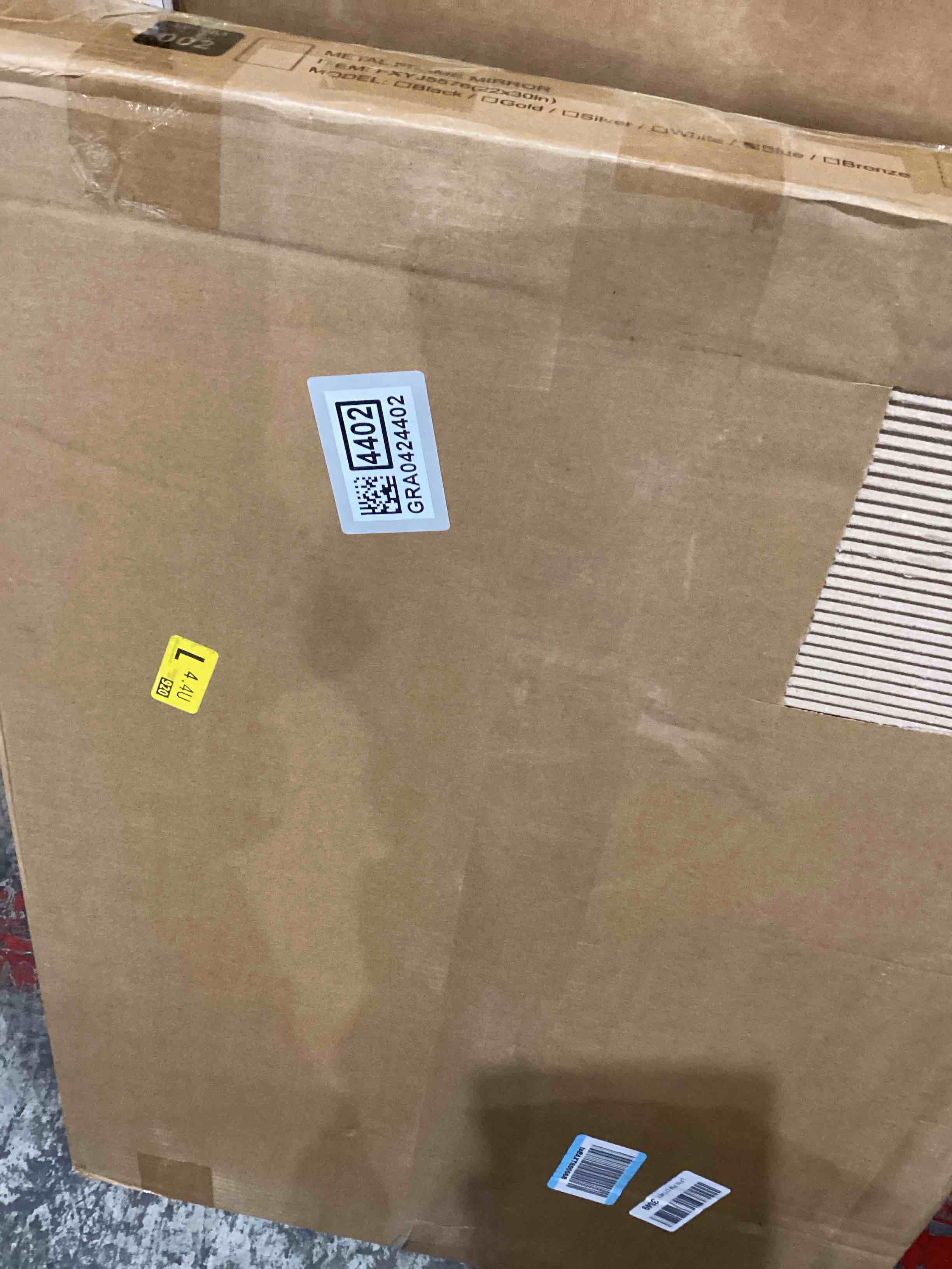 https://s3.amazonaws.com/lotting-images-prod/bidfta/GRA0424402_1749047346330.jpeg