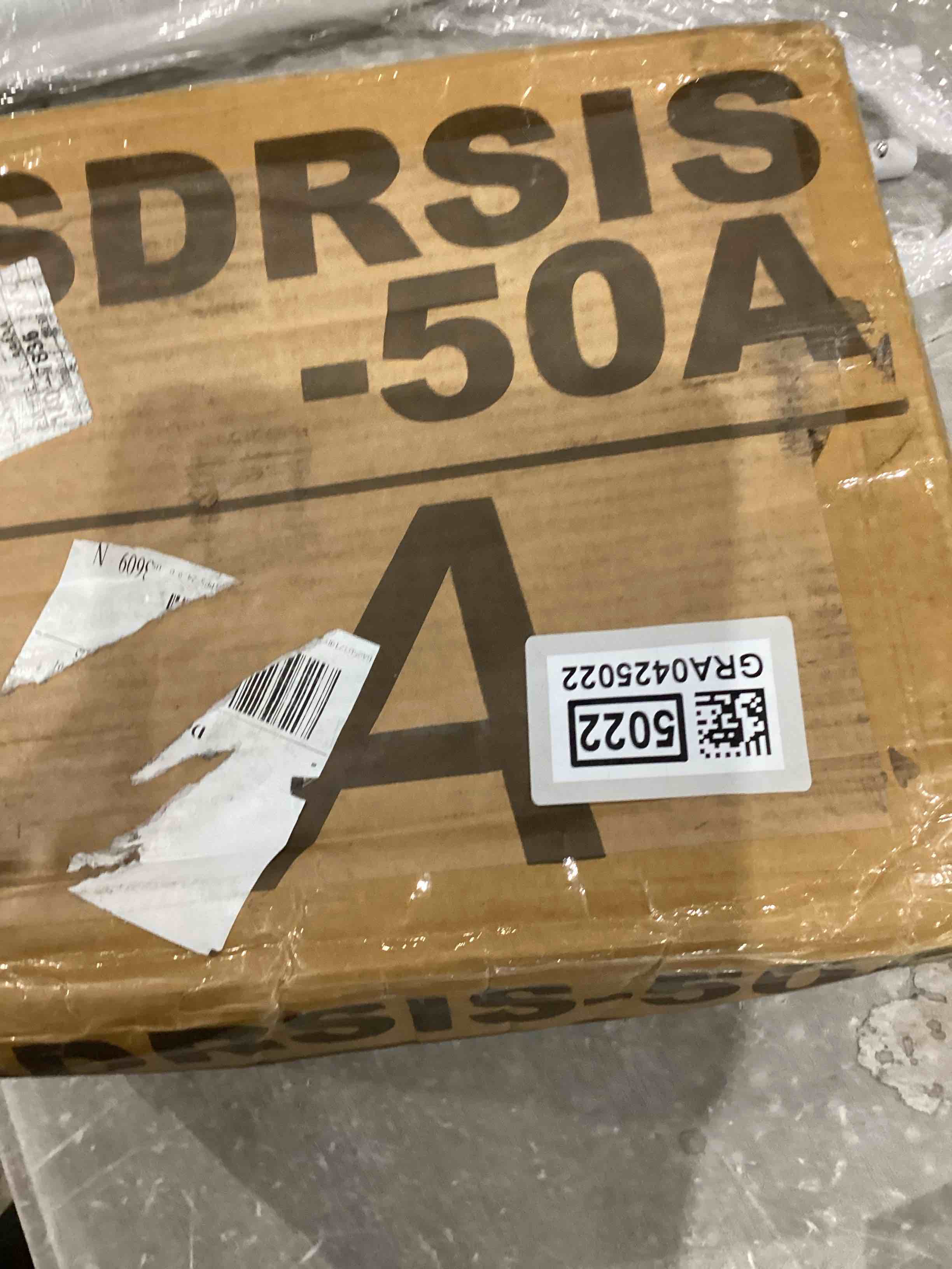 https://s3.amazonaws.com/lotting-images-prod/bidfta/GRA0425022_1748603674687.jpeg